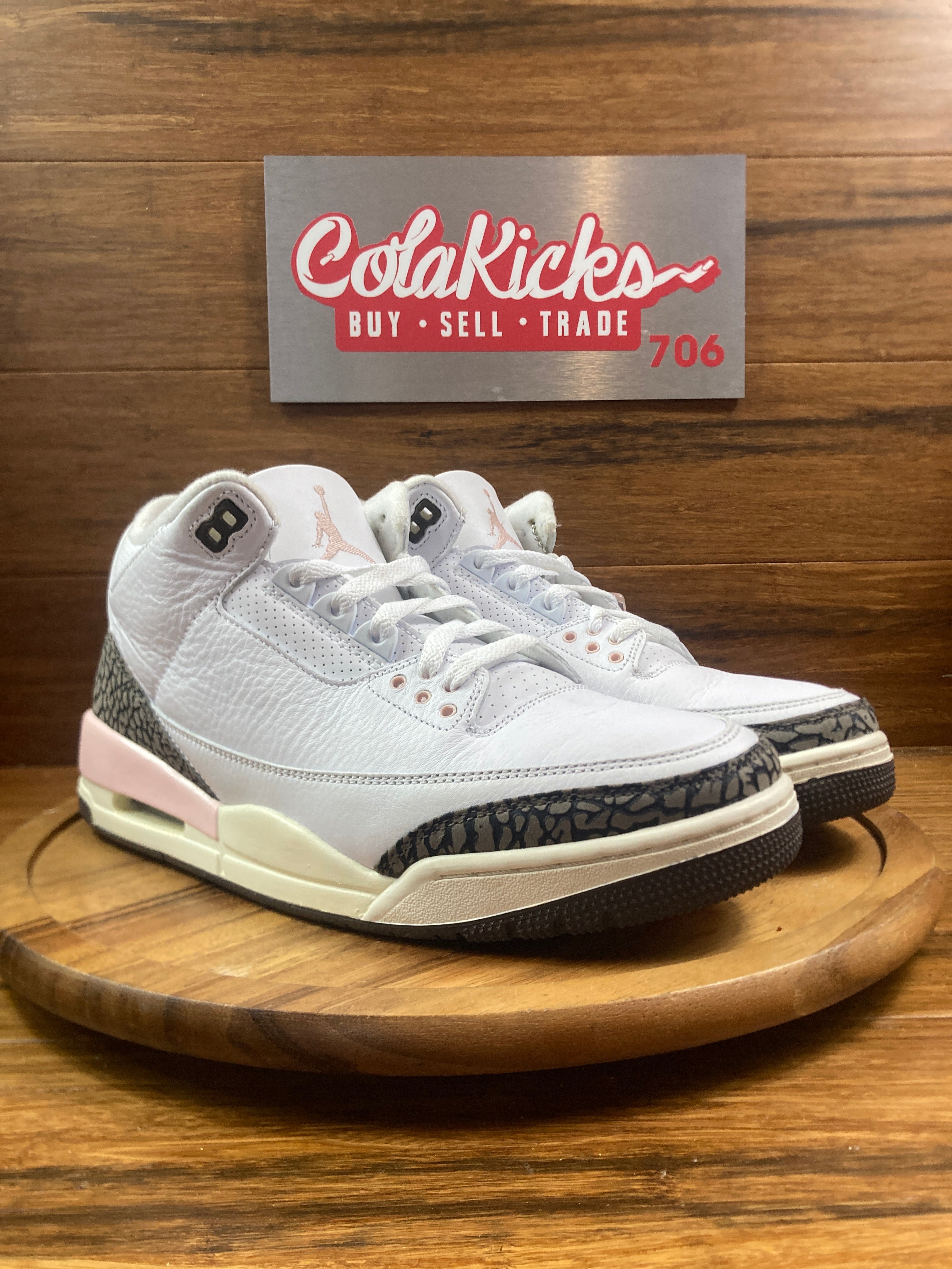 Jordan 3 Retro Neapolitan Dark Mocha (Women's)