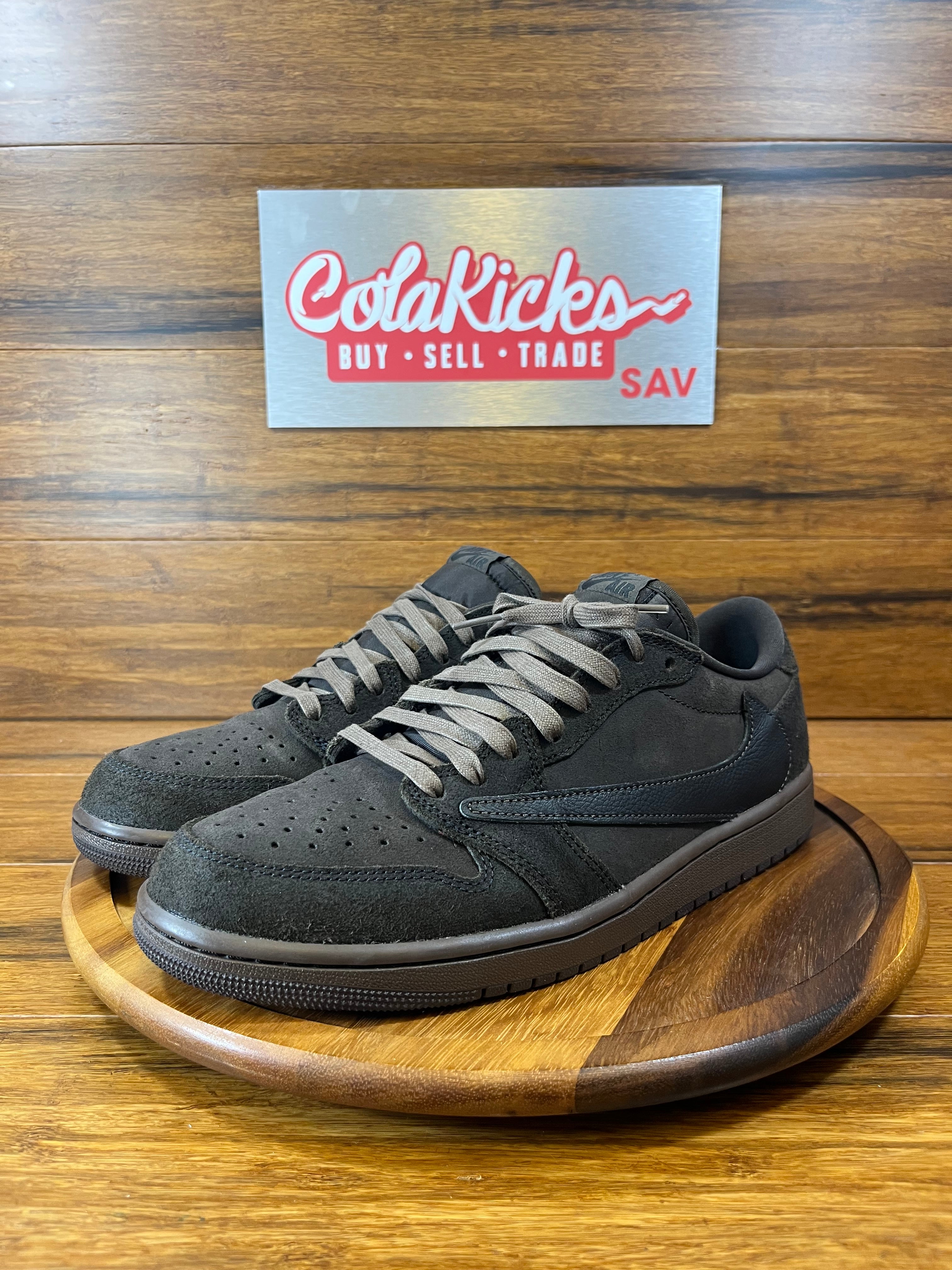Jordan 1 Retro Low OG SP Travis Scott Velvet Brown