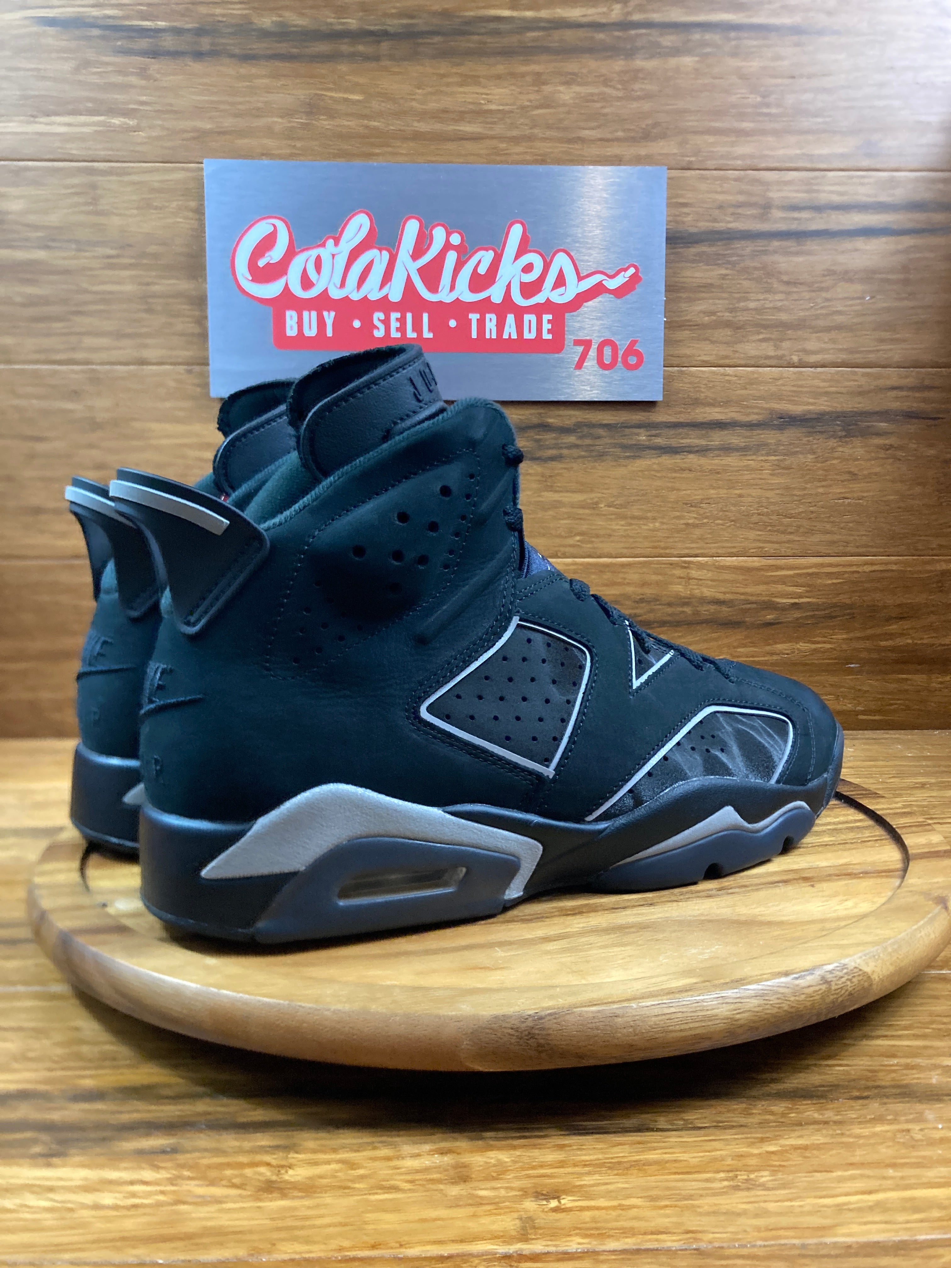 Jordan 6 Retro Cap and Gown