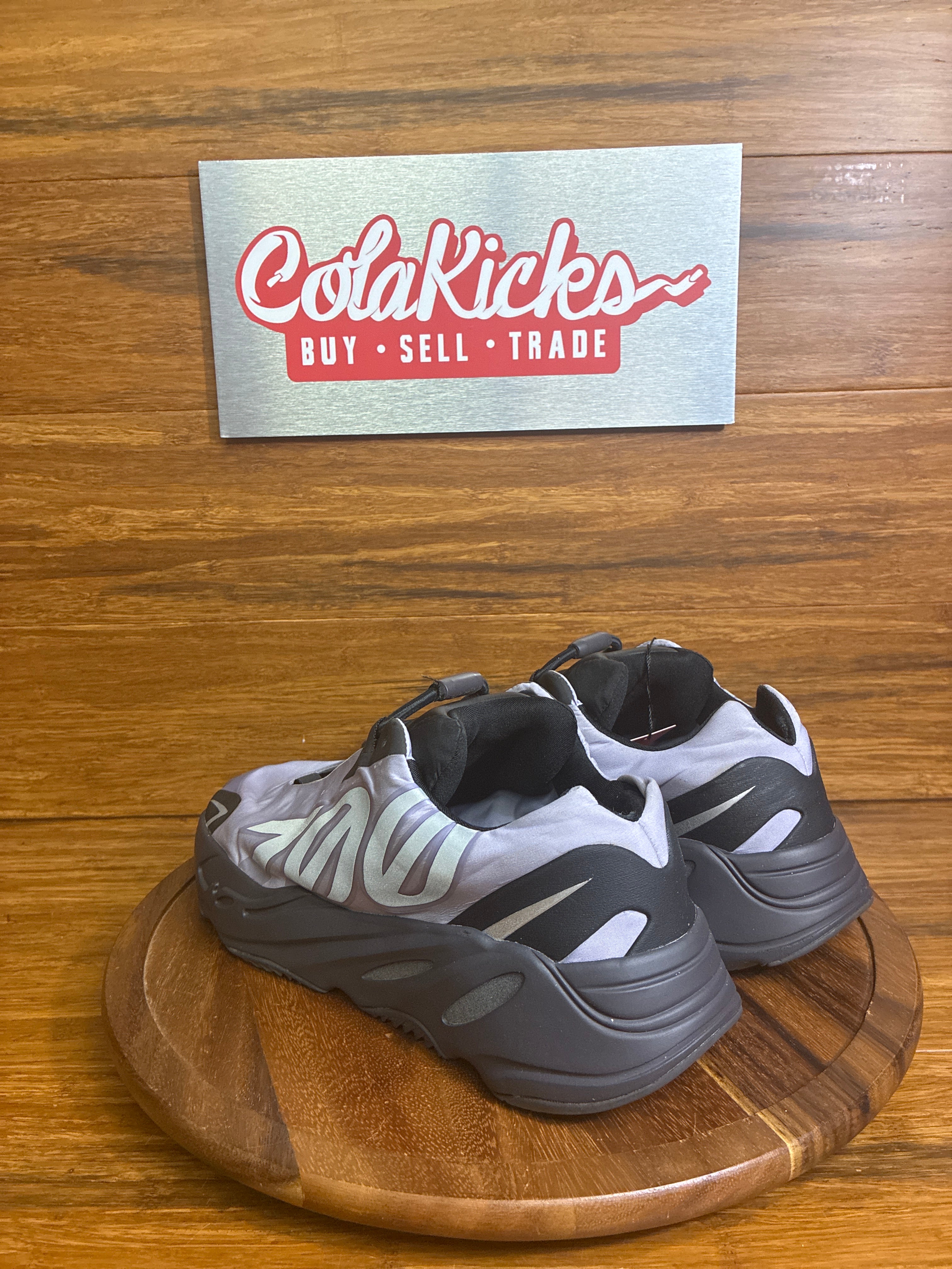 adidas Yeezy Boost 700 MNVN Geode
