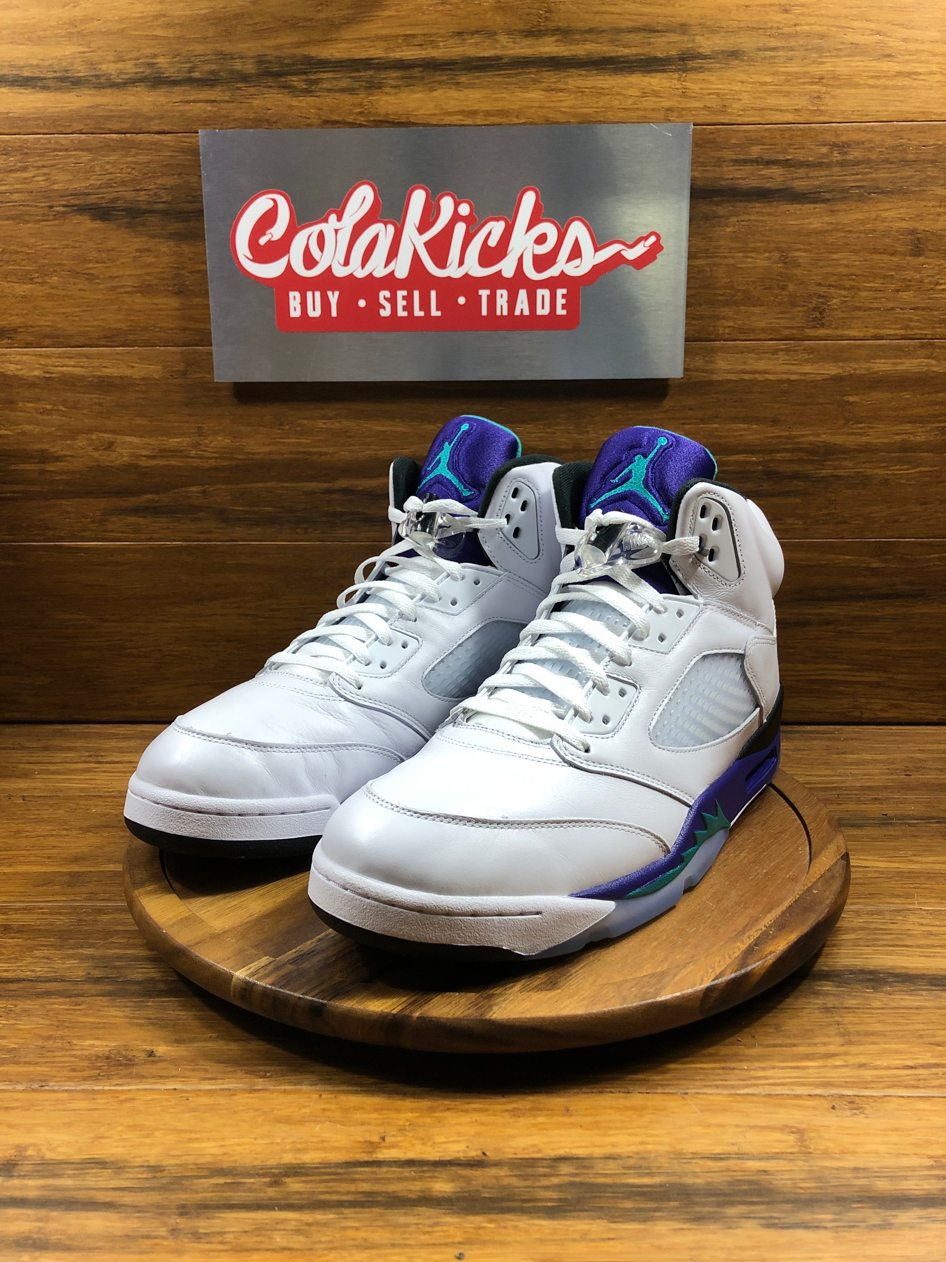 Jordan 5 Retro Grape (2025)