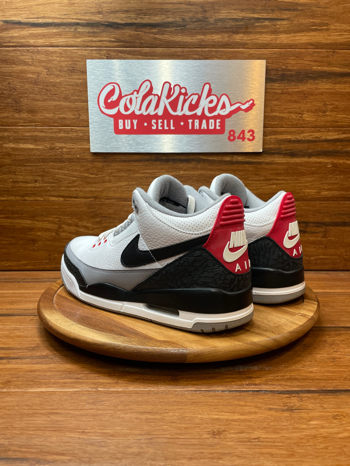 Jordan 3 Retro Tinker Hatfield