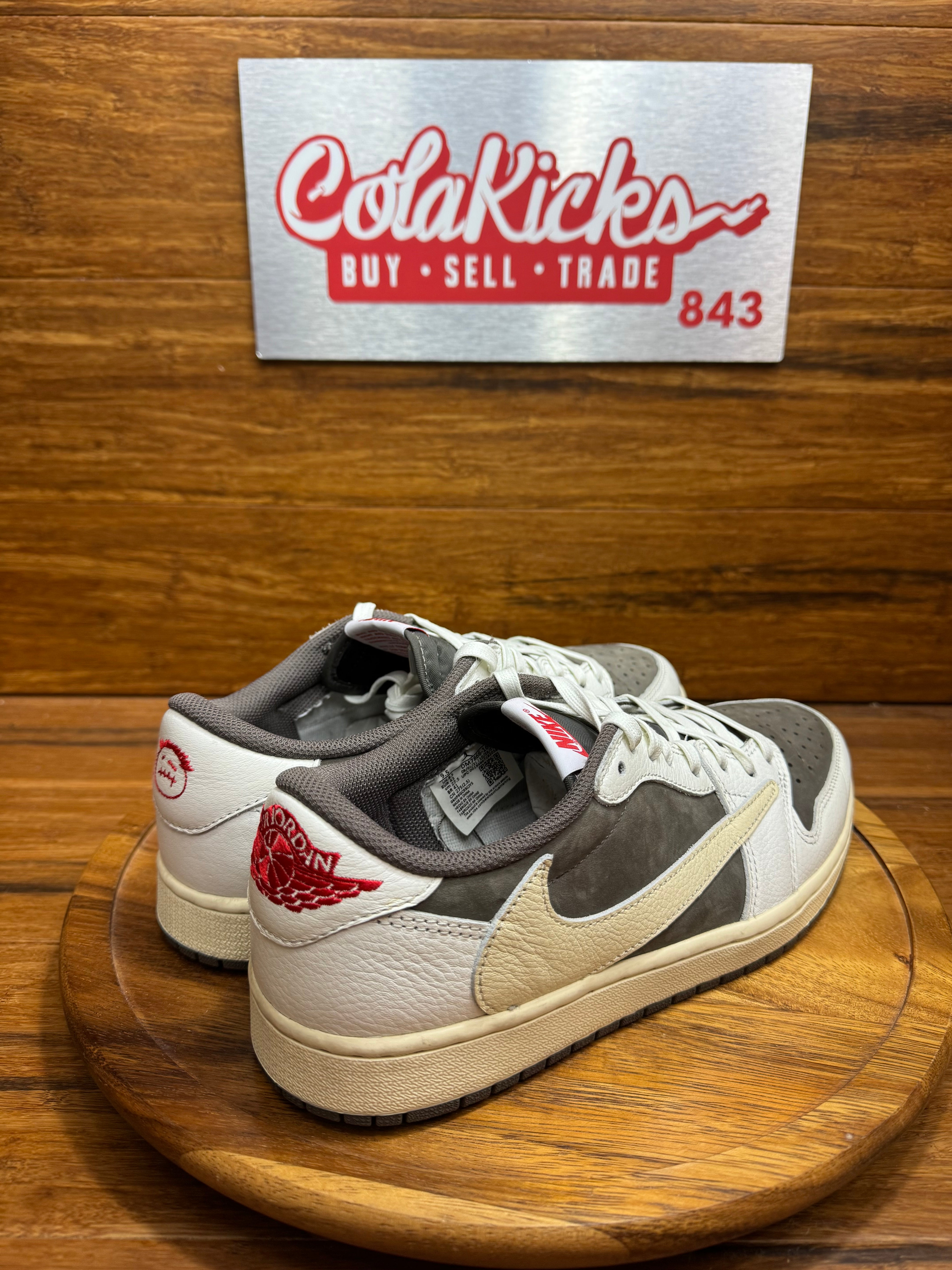 Jordan 1 Retro Low OG SP Travis Scott Reverse Mocha