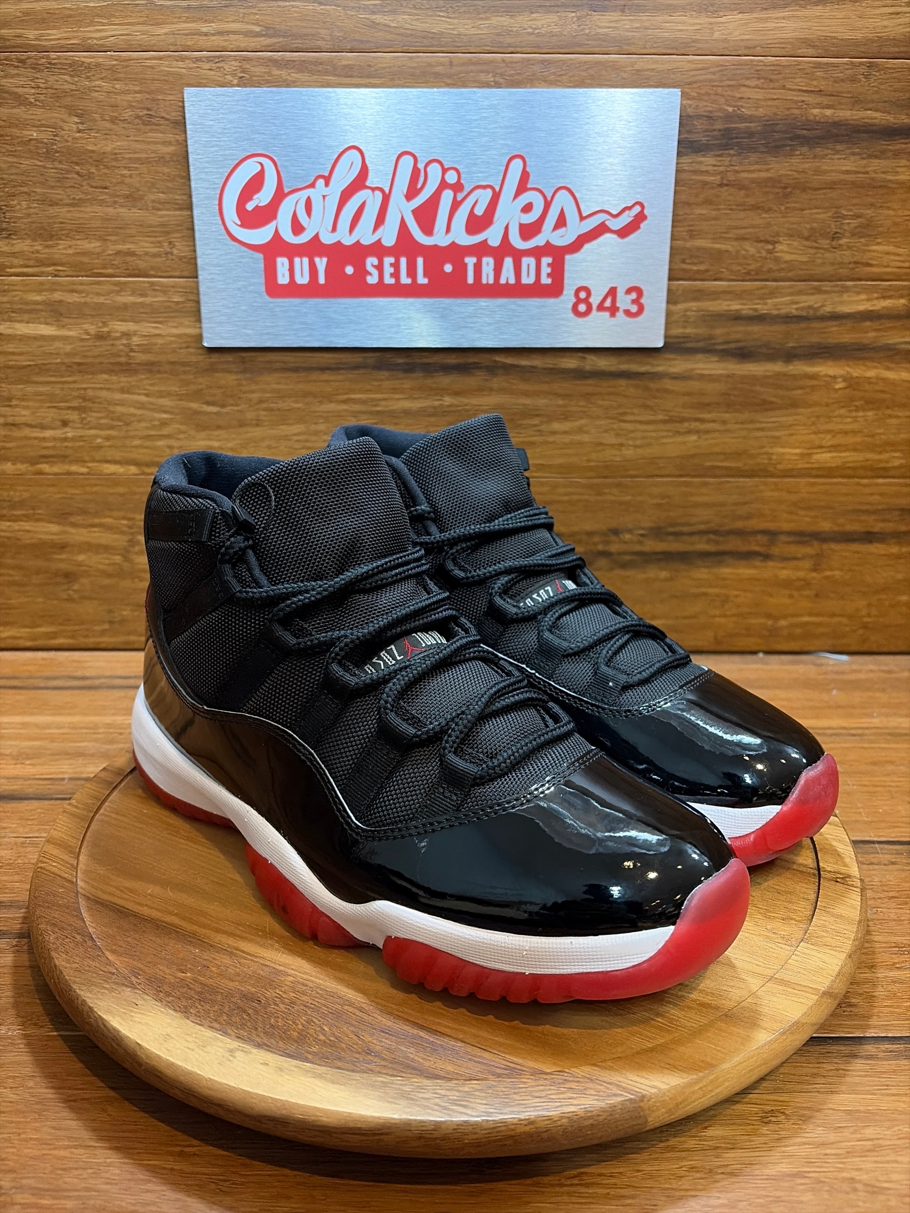 Jordan 11 Retro Playoffs Bred (2019)