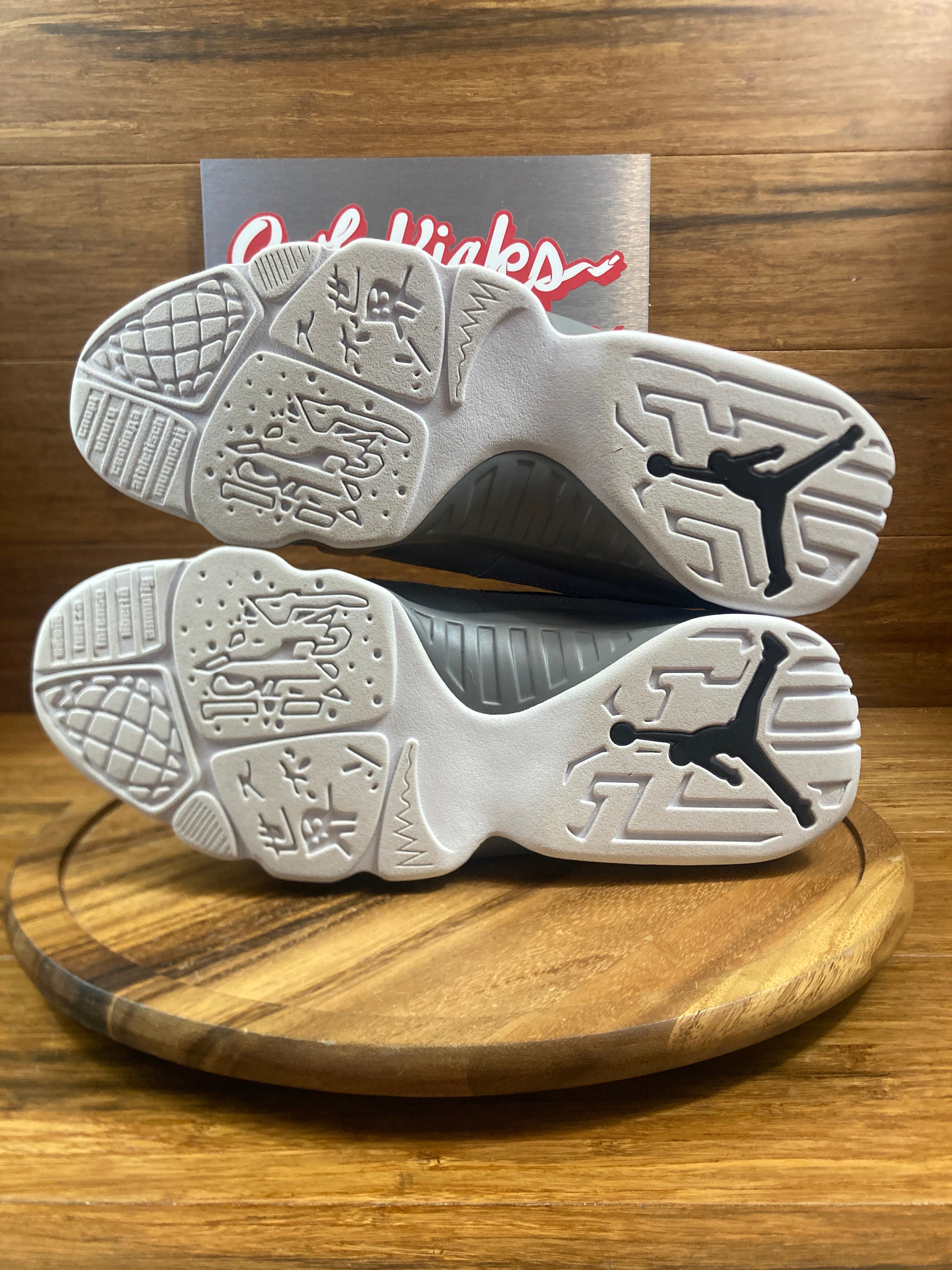 Jordan 9 Retro Particle Grey