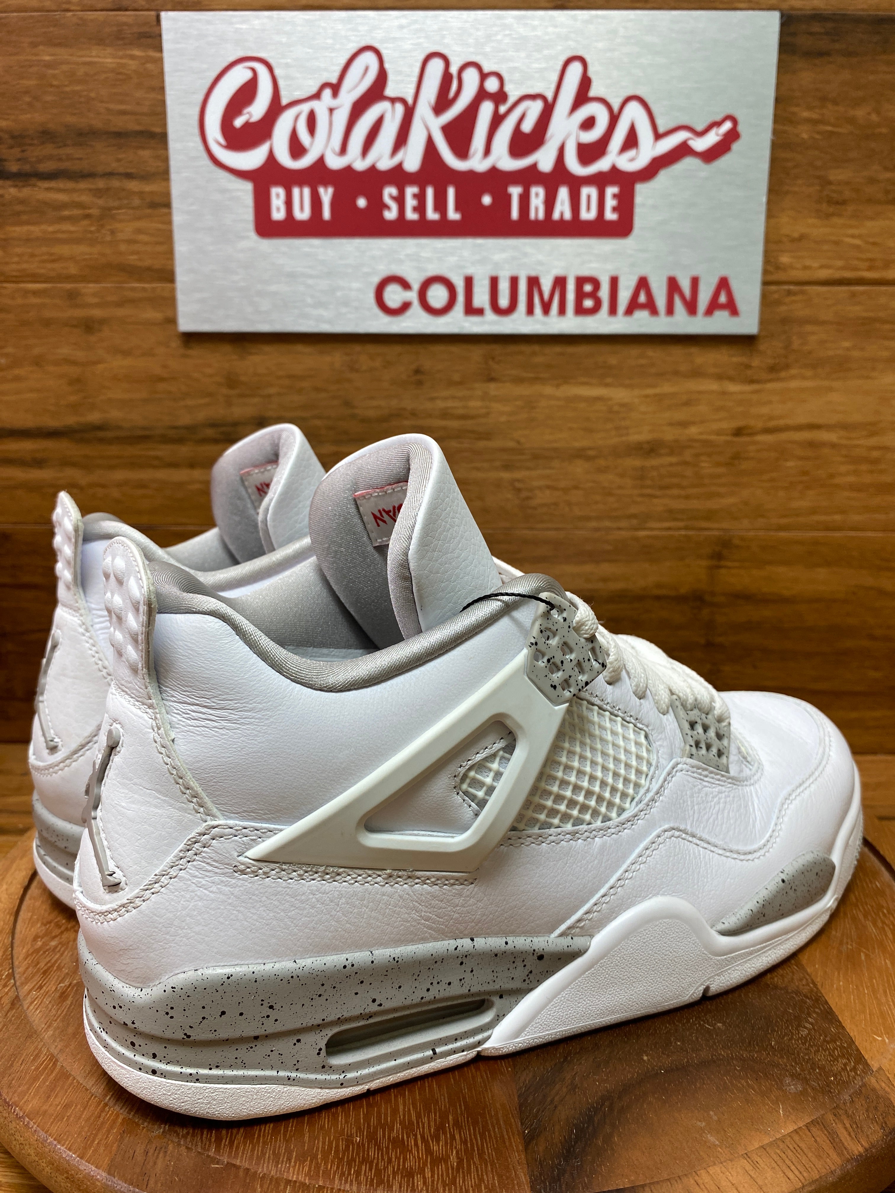 Jordan 4 Retro White Oreo (2021)