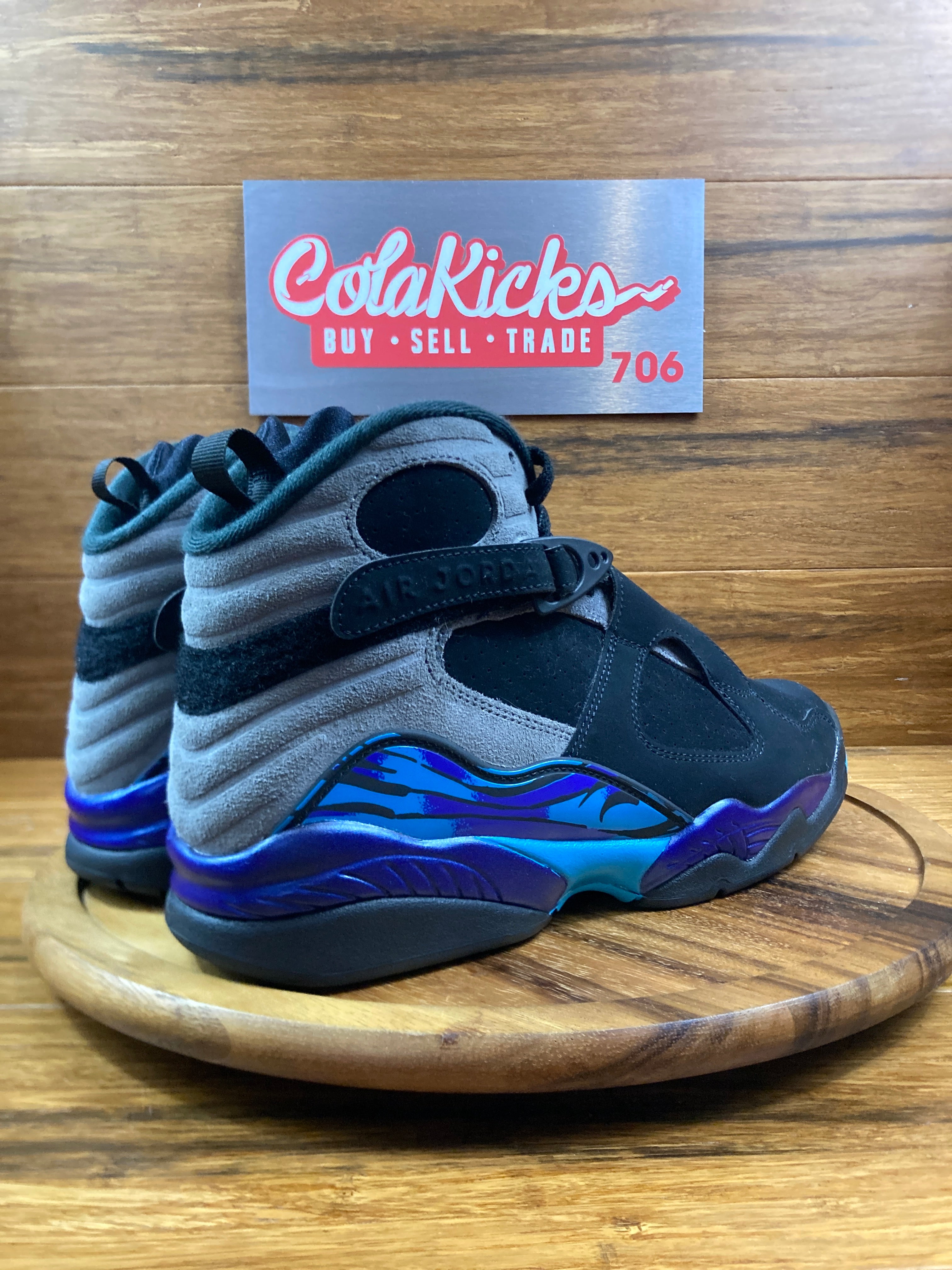 Jordan 8 Retro Aqua (2025)