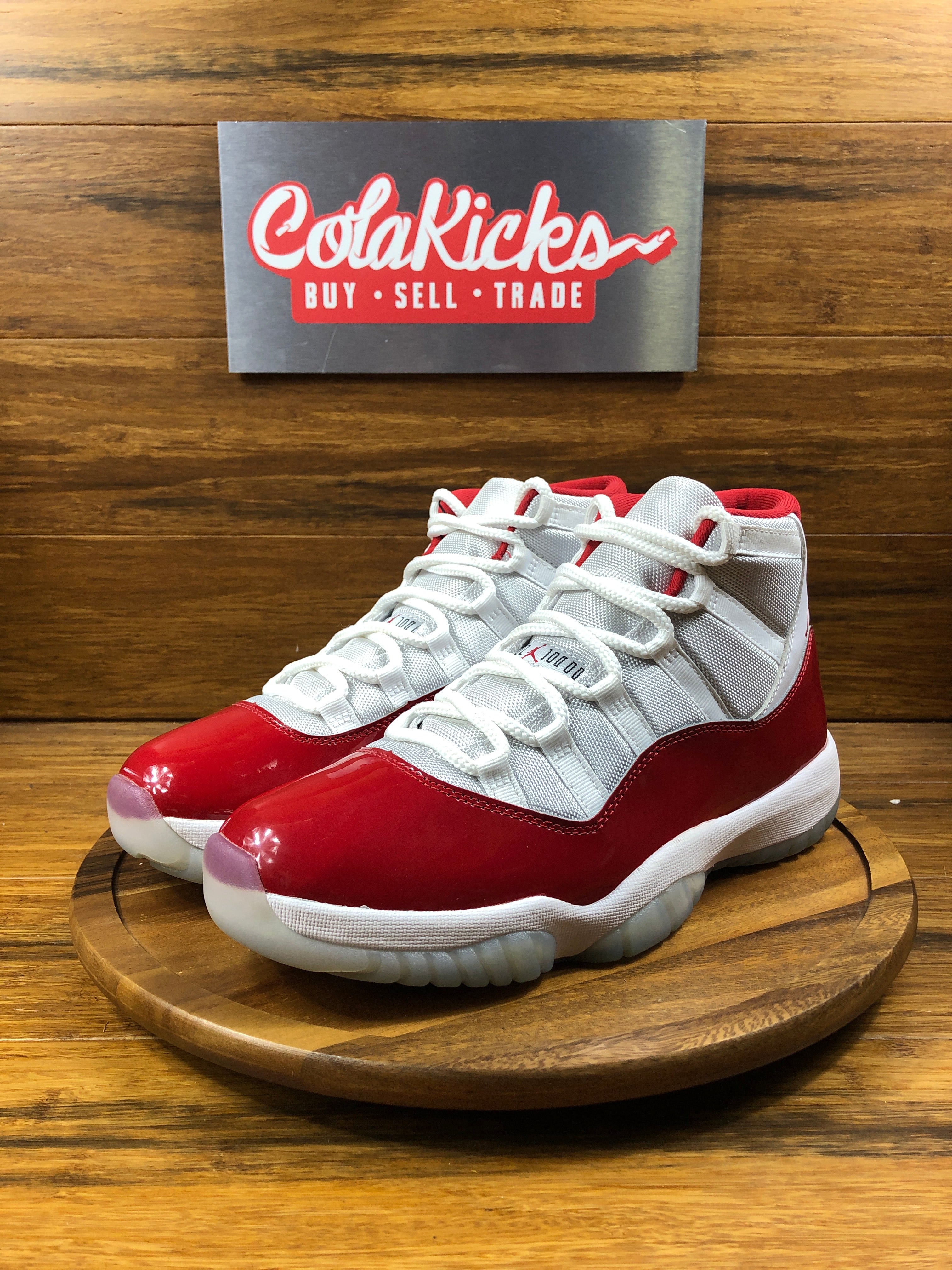 Jordan 11 Retro Cherry (2022)