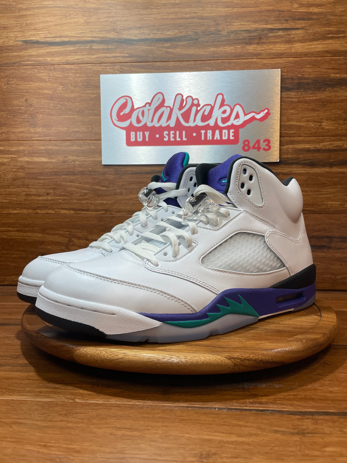 Jordan 5 Retro Grape (2025)