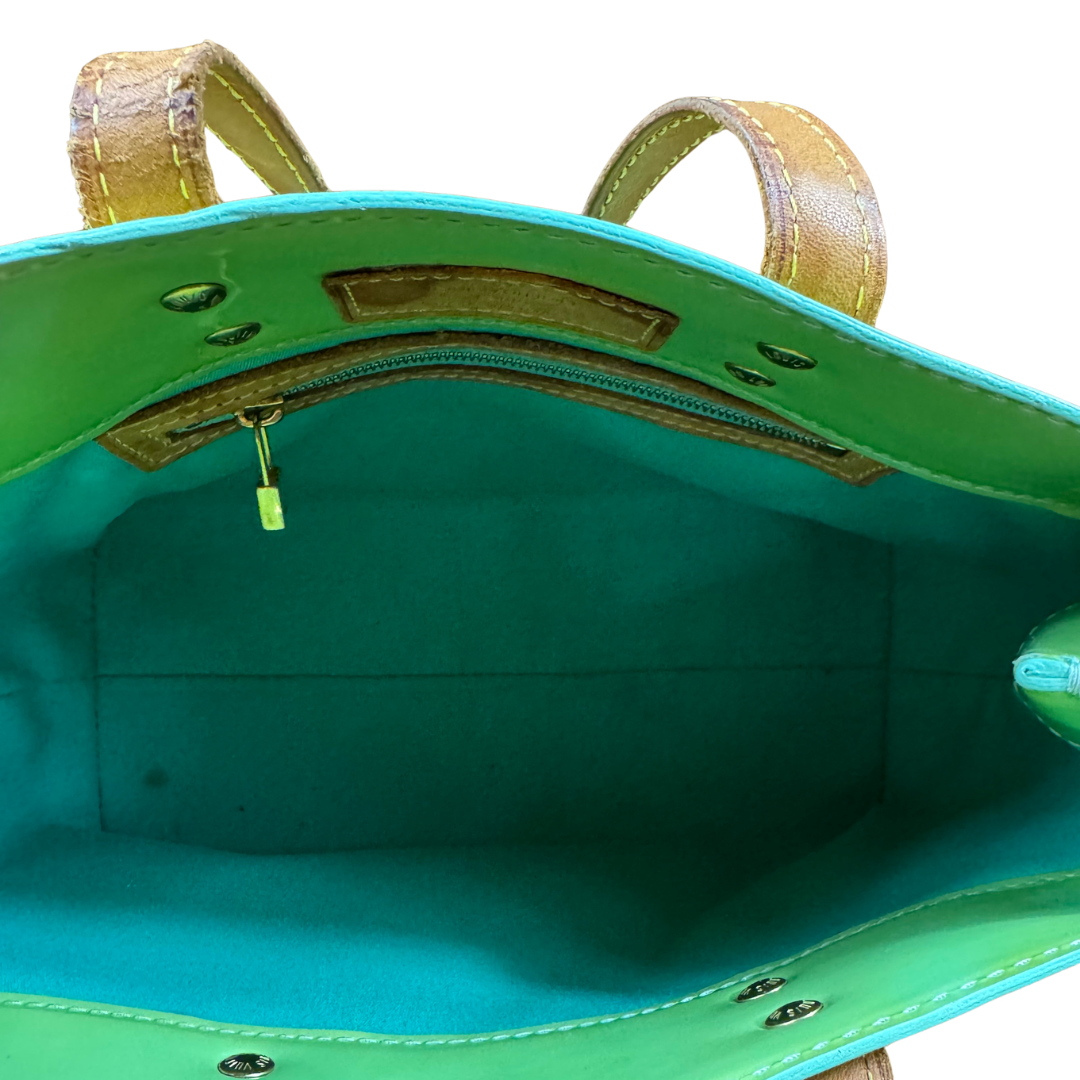 Louis Vuitton Vernis Reade PM Peppermint Hand Bag