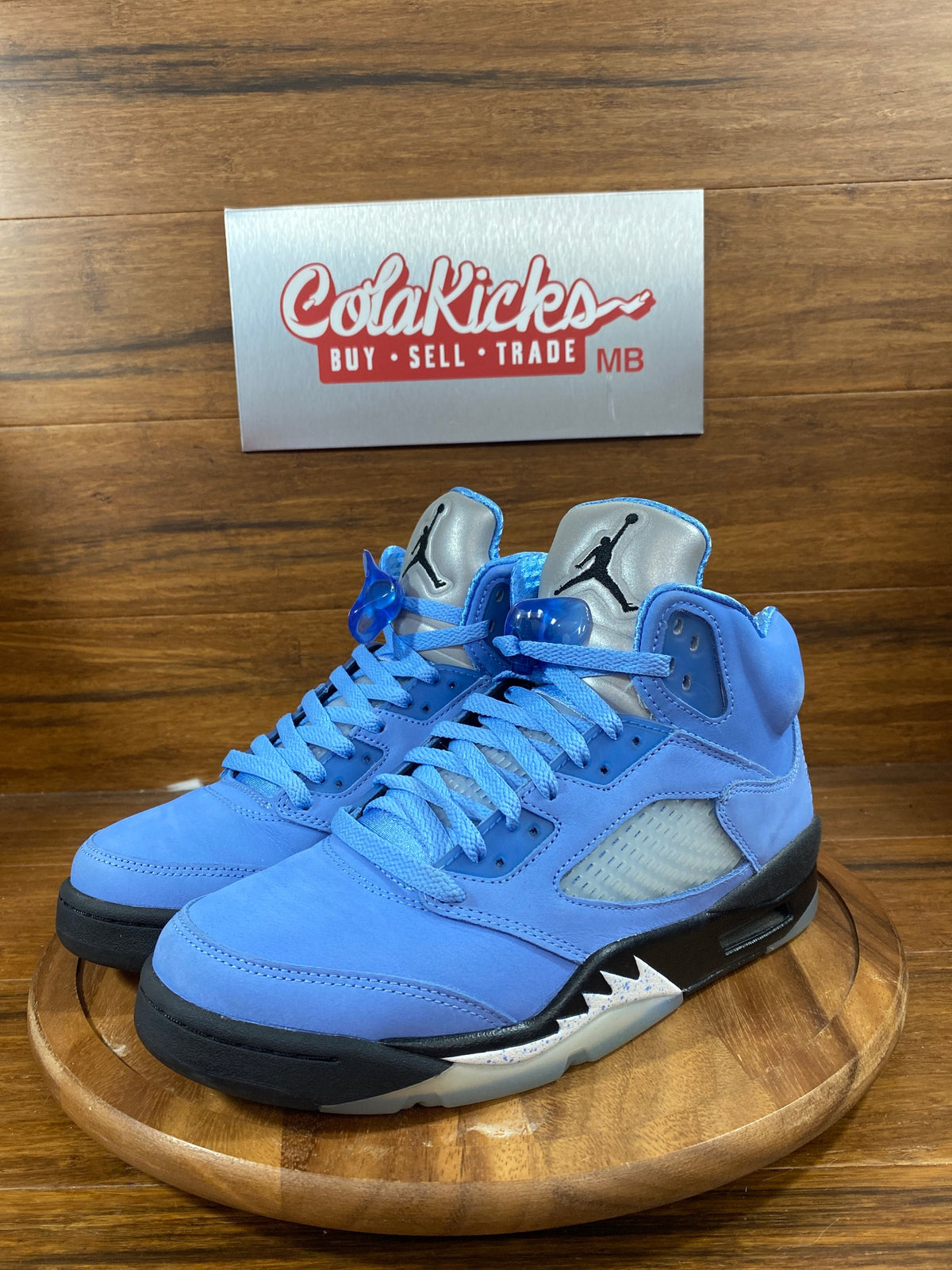 Jordan 5 Retro UNC University Blue