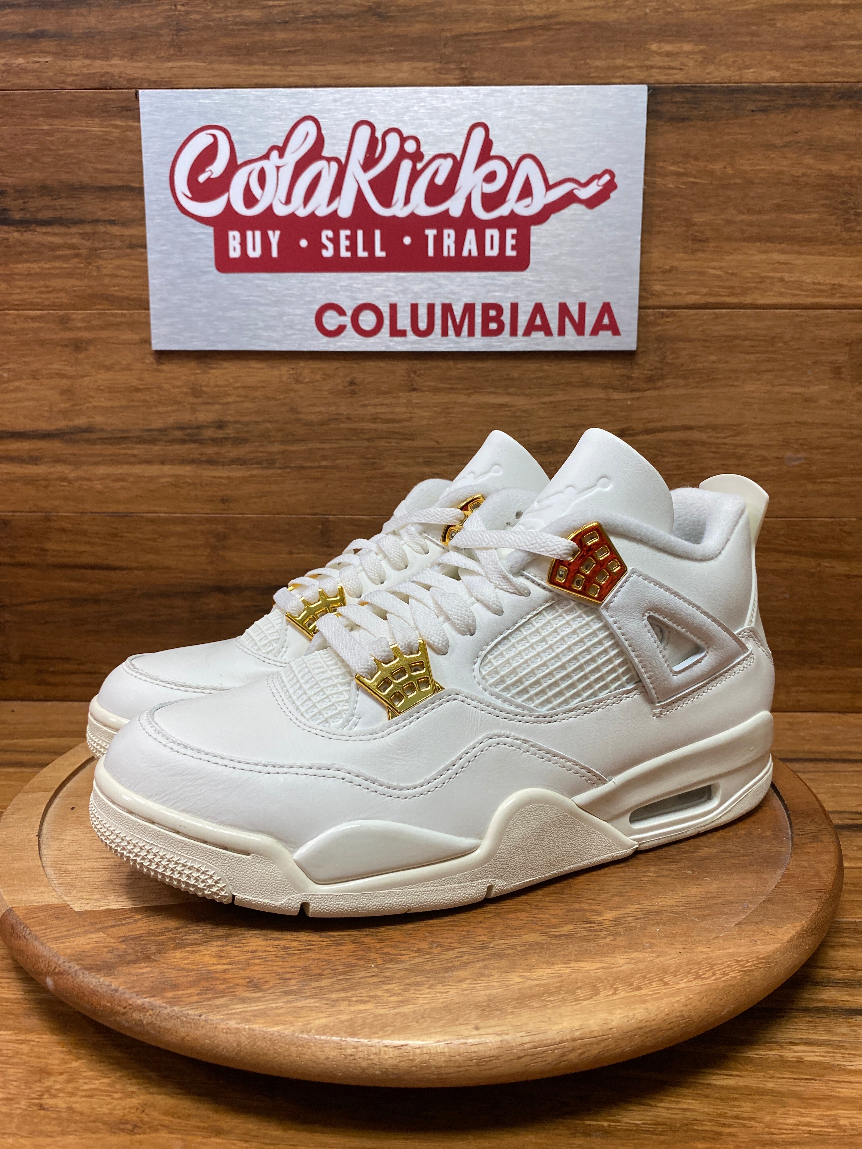Jordan 4 Retro Metallic Gold (Women's)