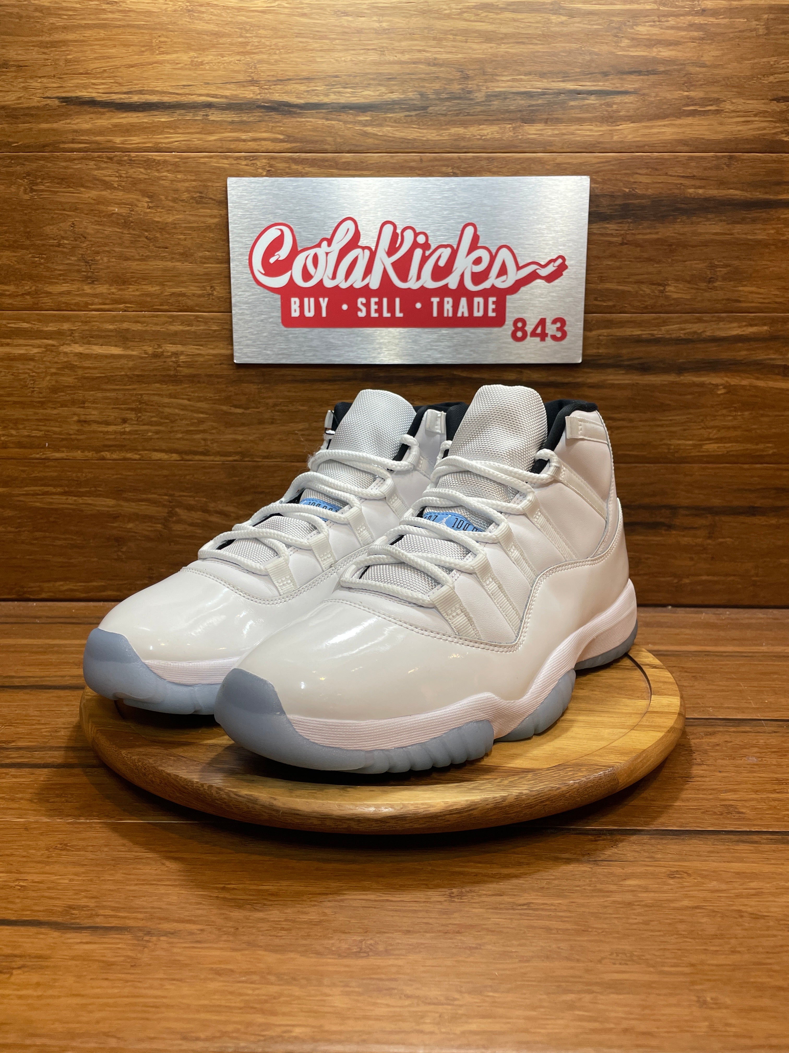 Jordan 11 Retro Legend Blue (2024)
