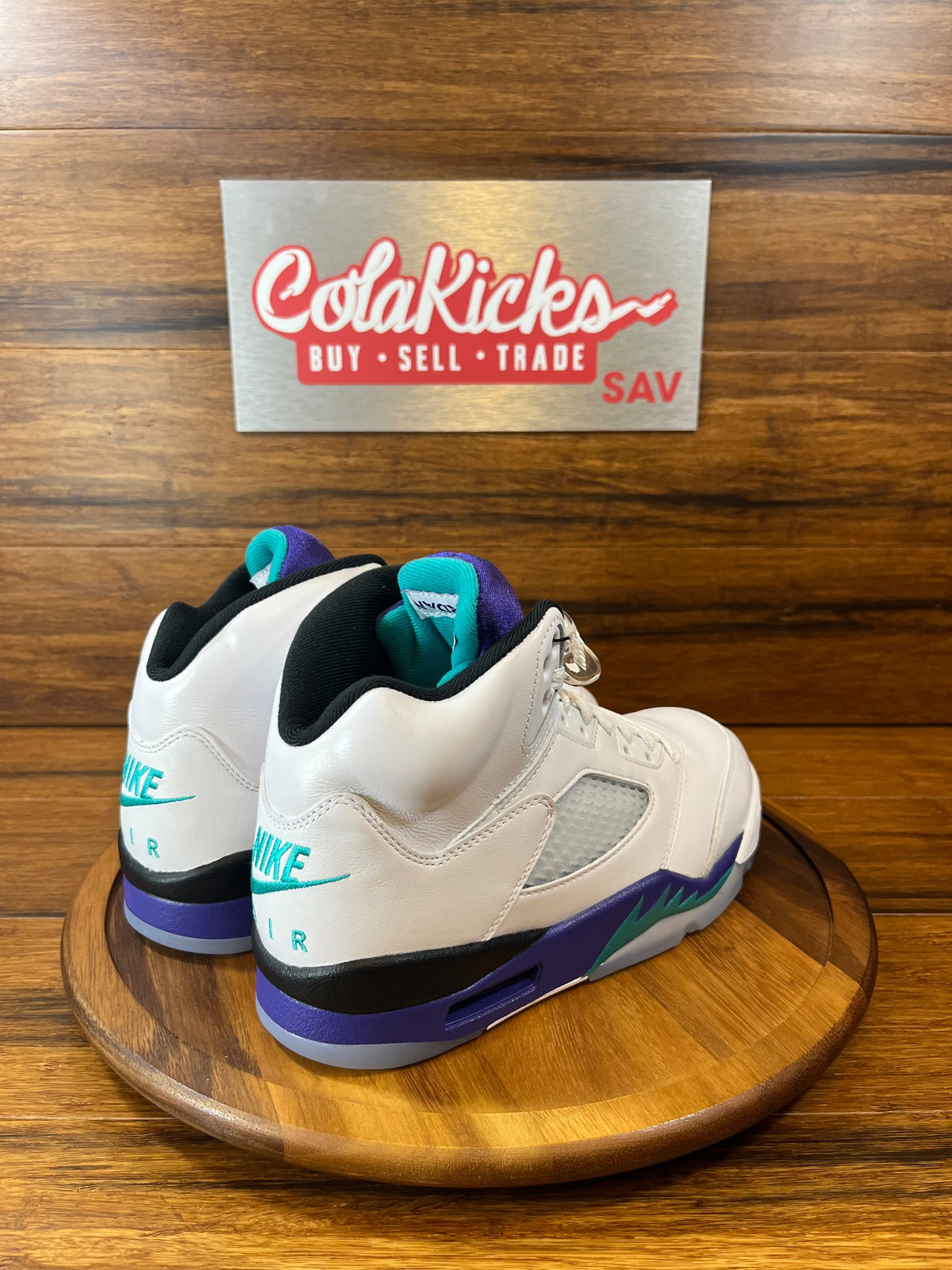Jordan 5 Retro Grape (2025)