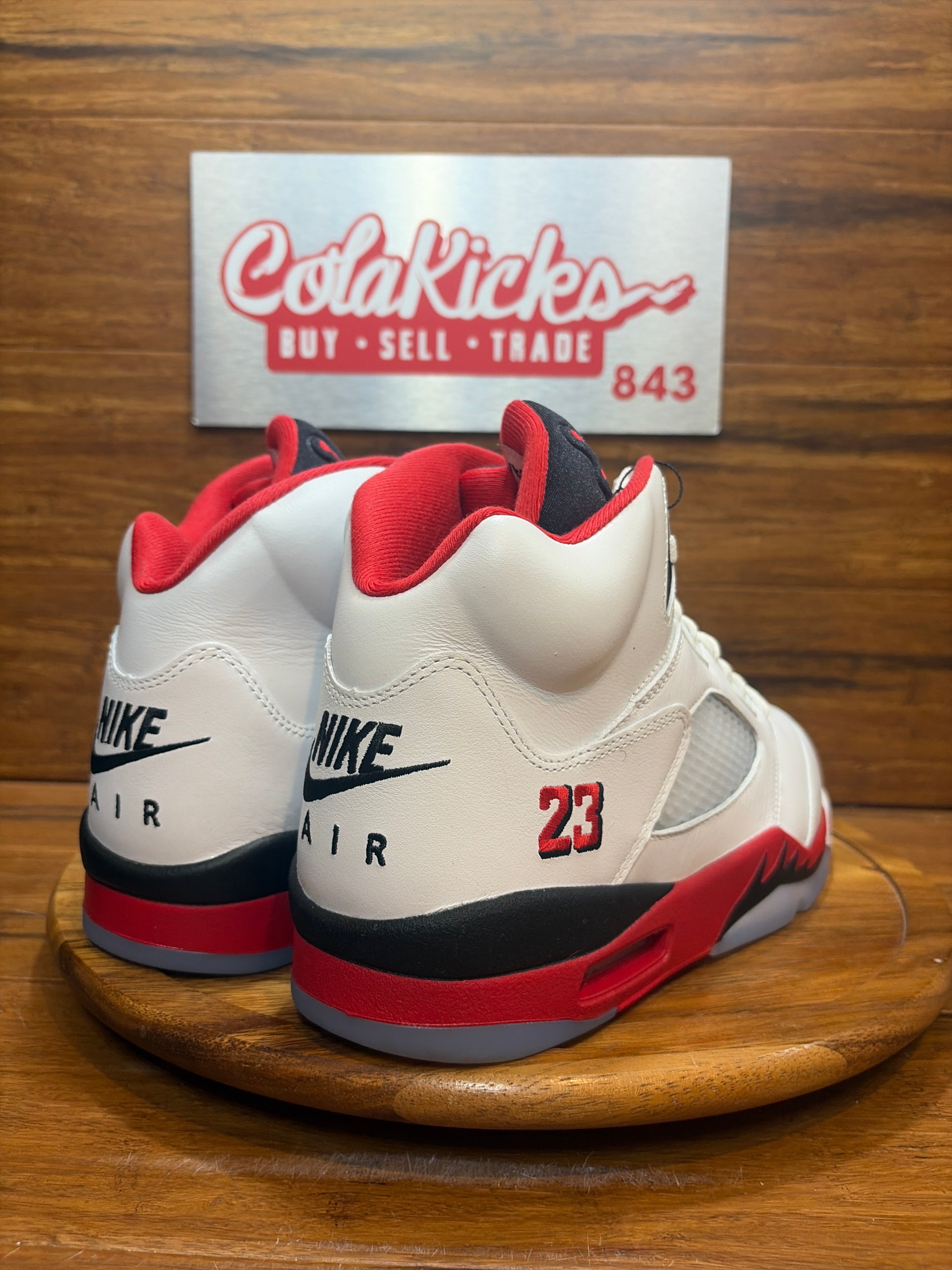 Jordan 5 Retro Fire Red Black Tongue (2025)