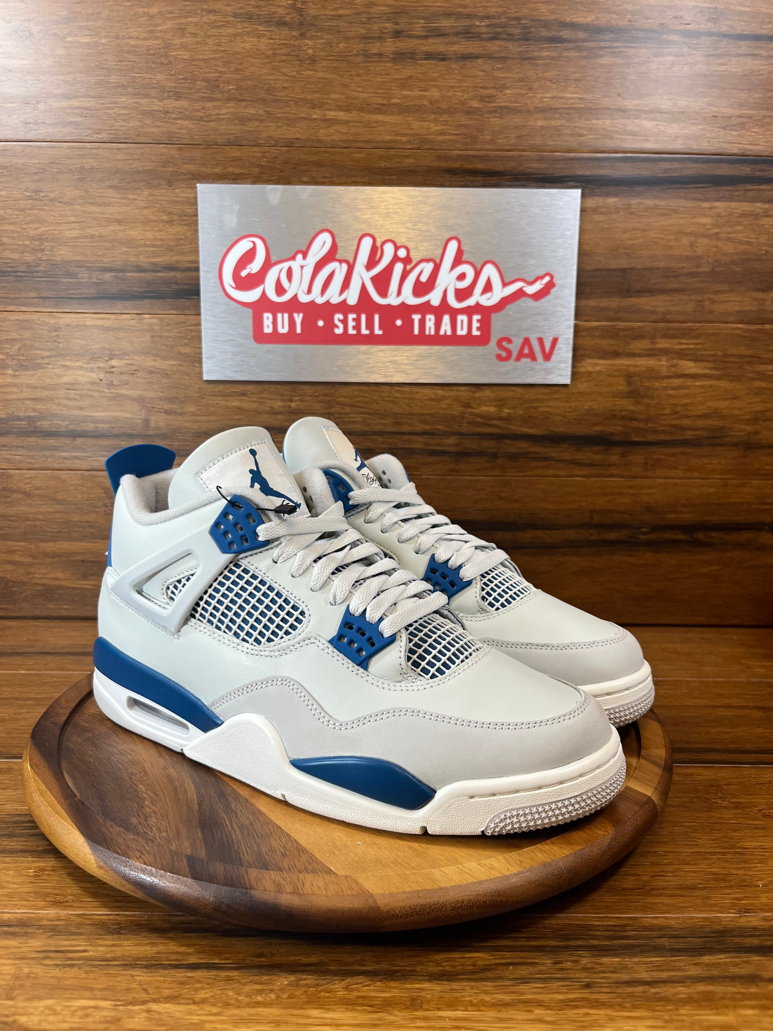 Jordan 4 Retro Military Blue (2024)