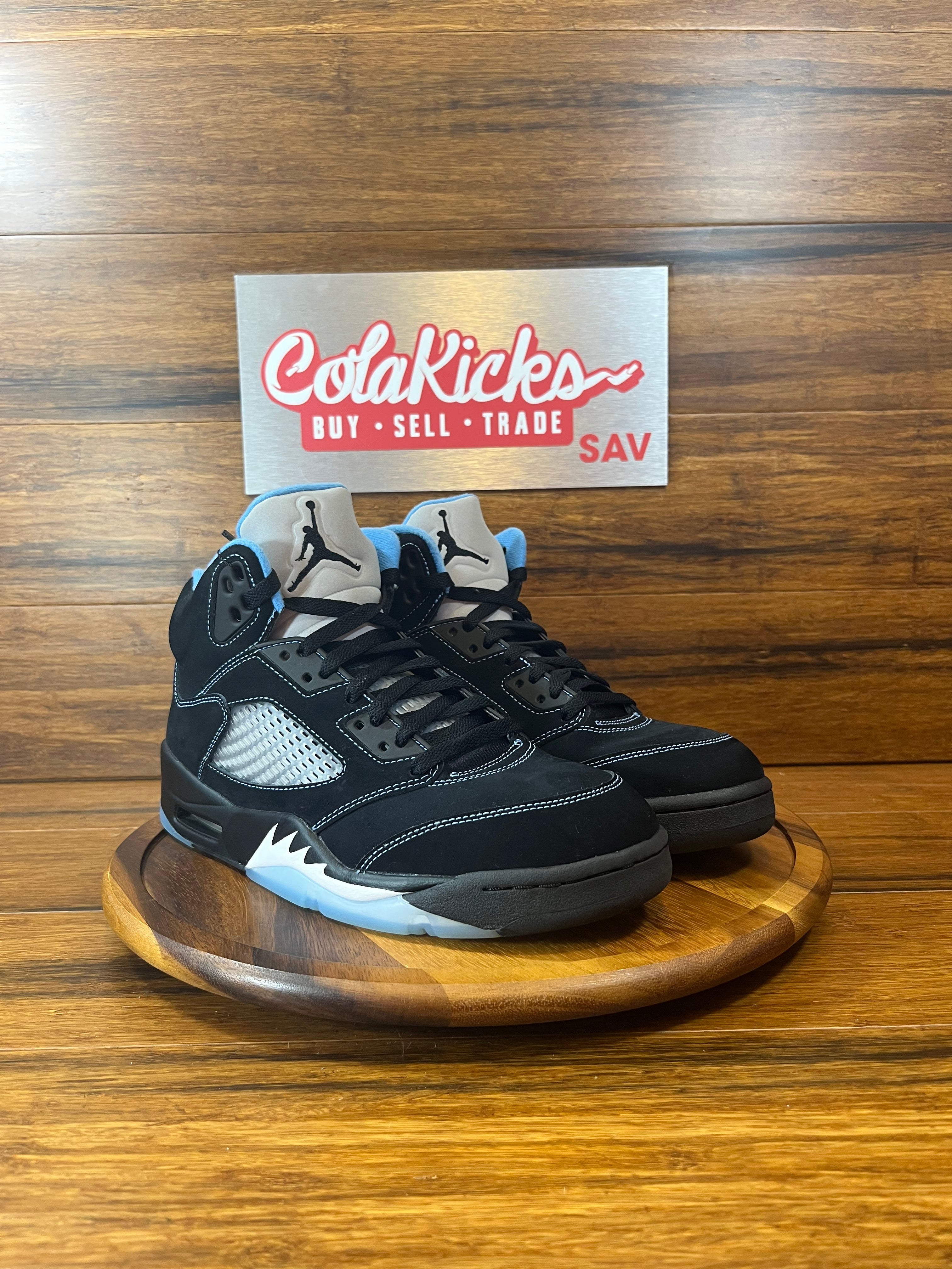 Jordan 5 Retro Black University Blue (2026)(Missing Lace Locks)