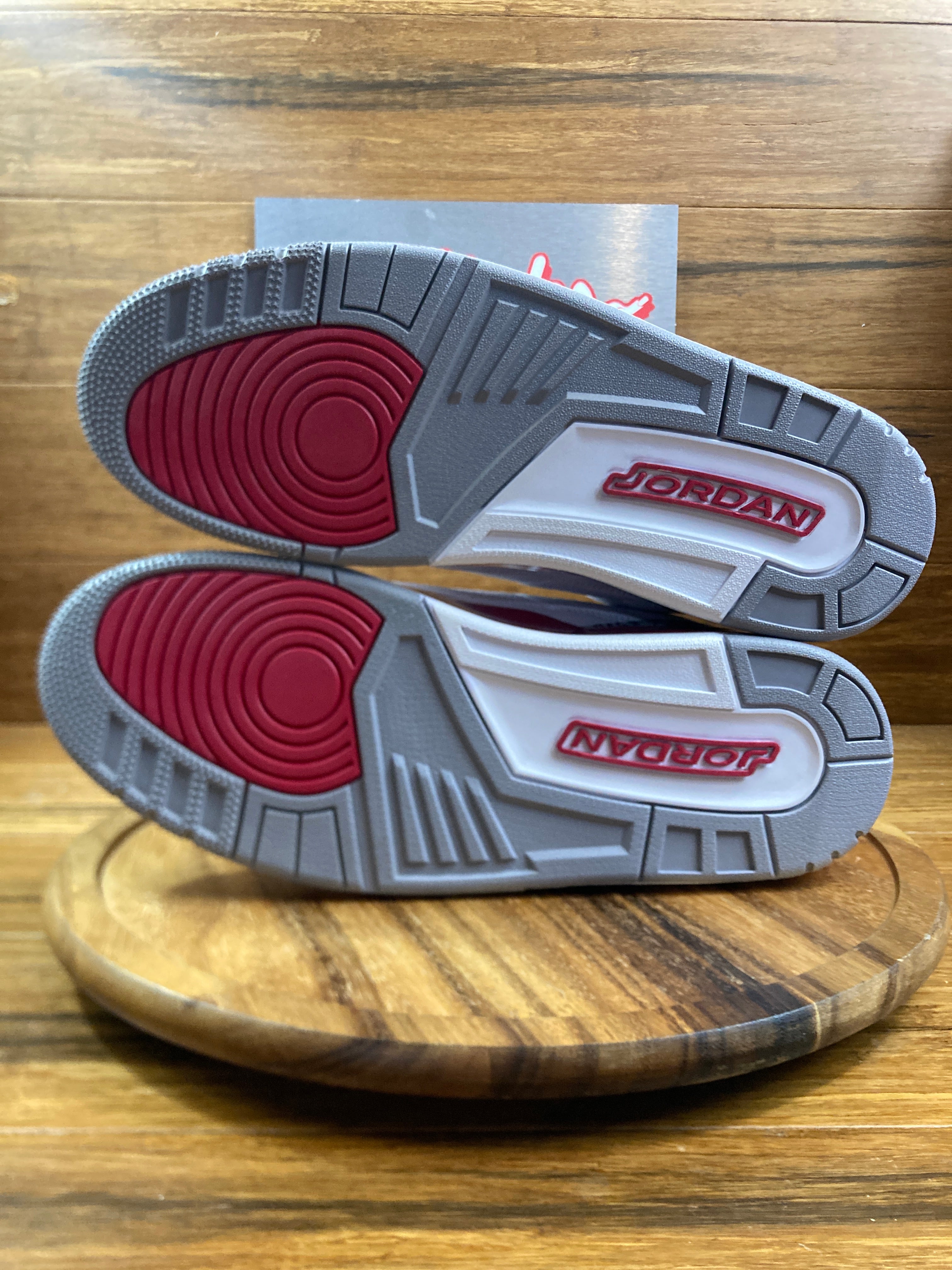 Jordan 3 Retro Cardinal Red (B-Grade)