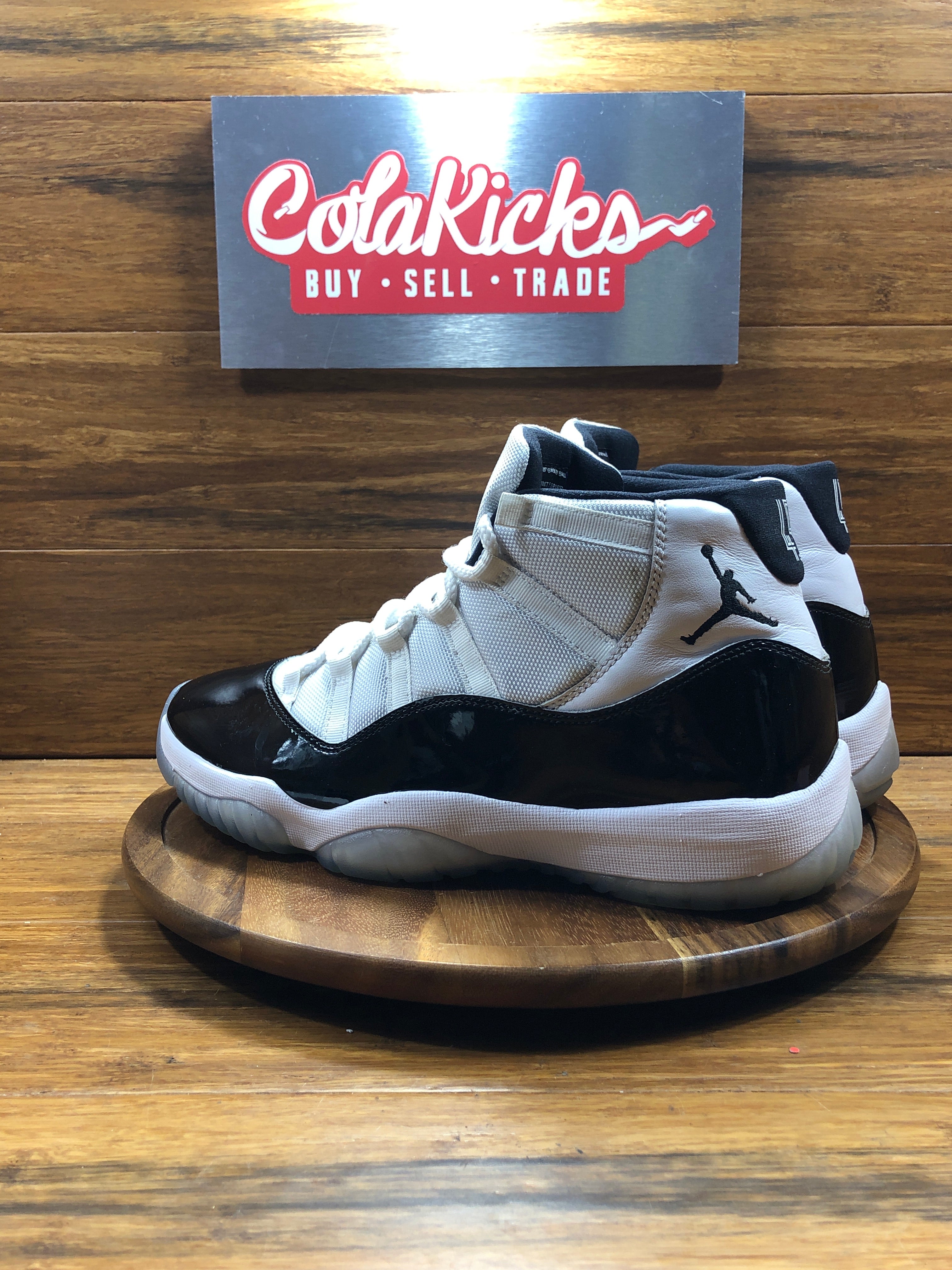Jordan 11 Retro Concord (2018)