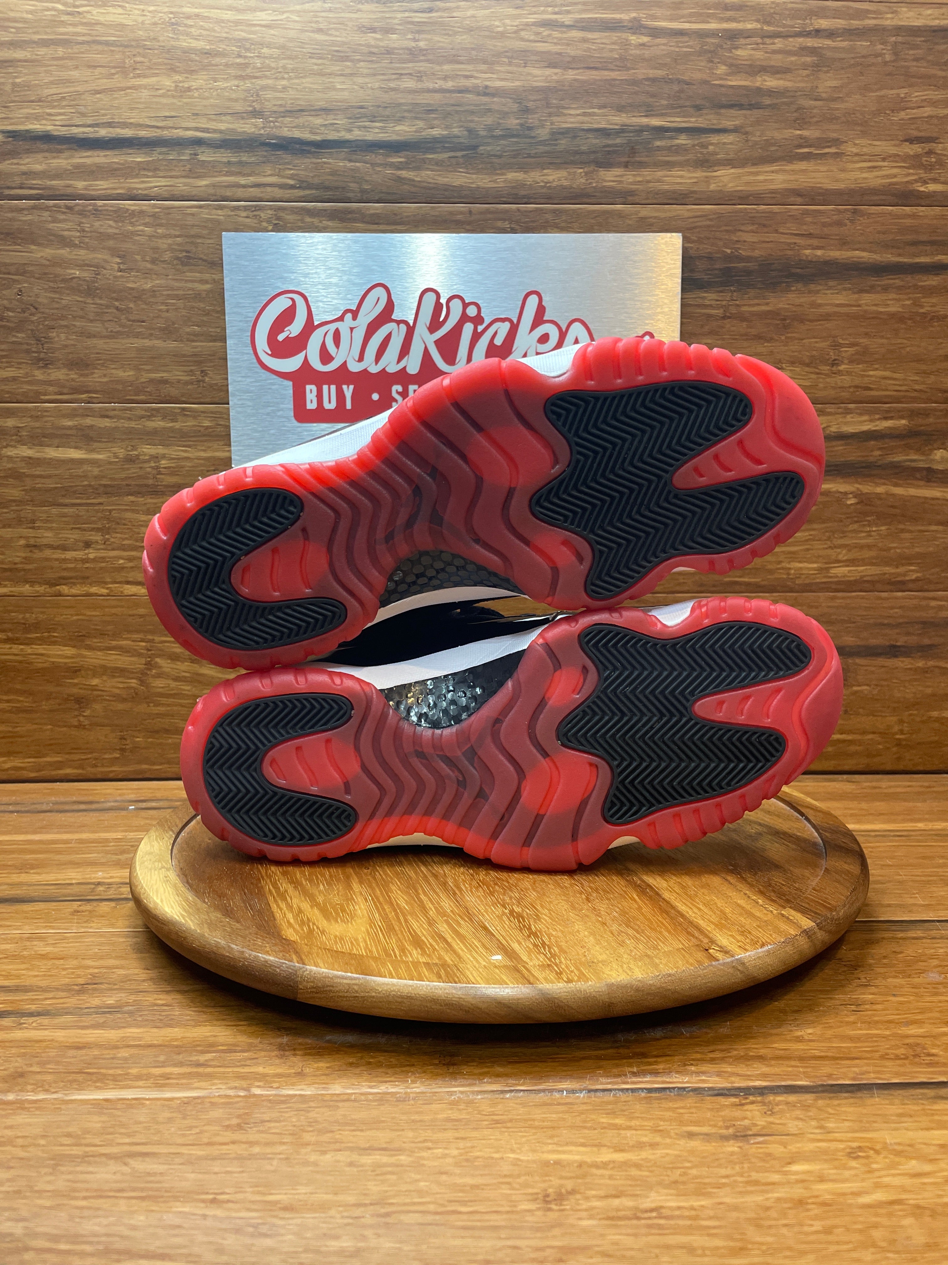 Jordan 11 Retro Low Bred (2025)