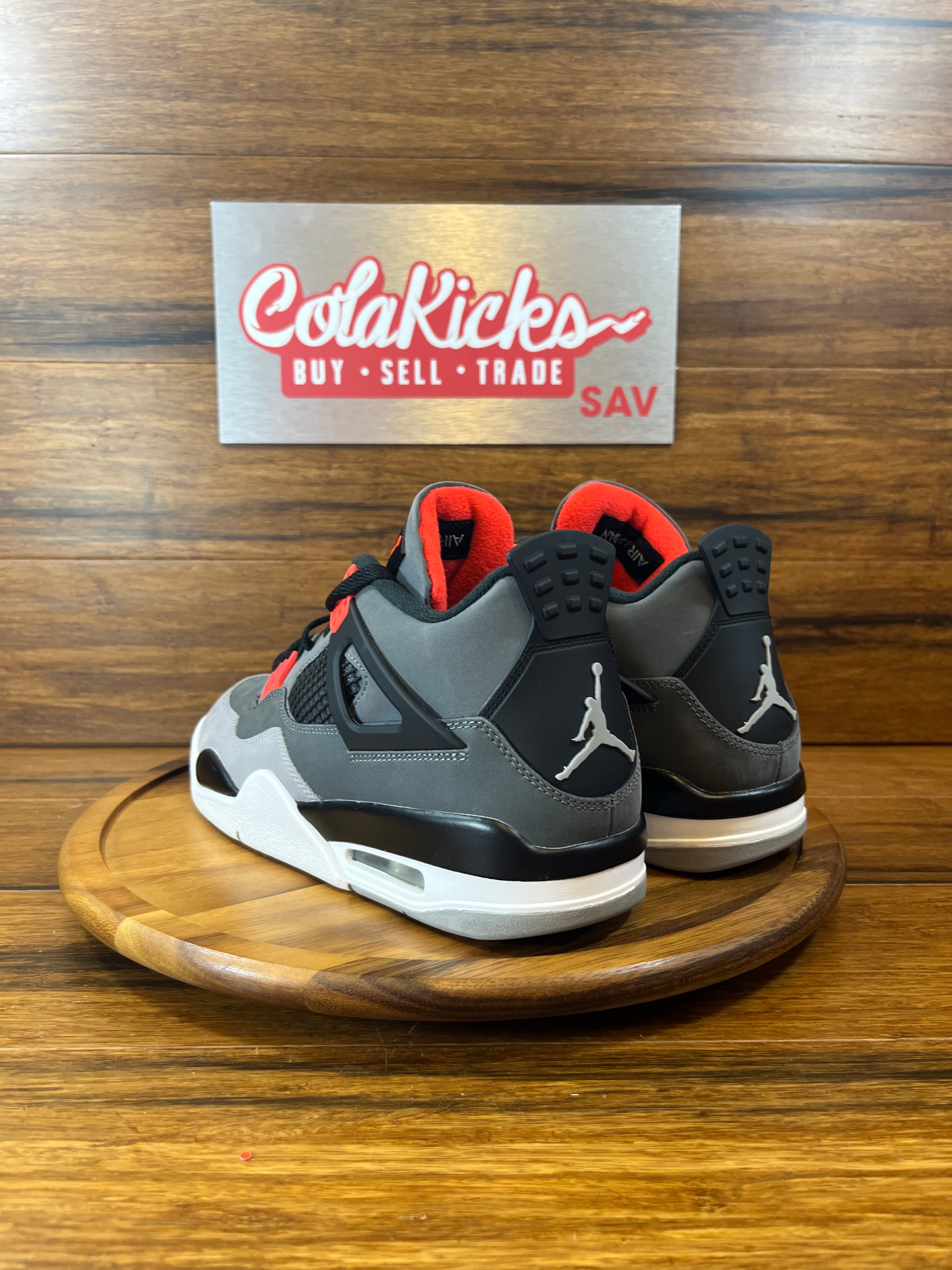 Jordan 4 Retro Infrared