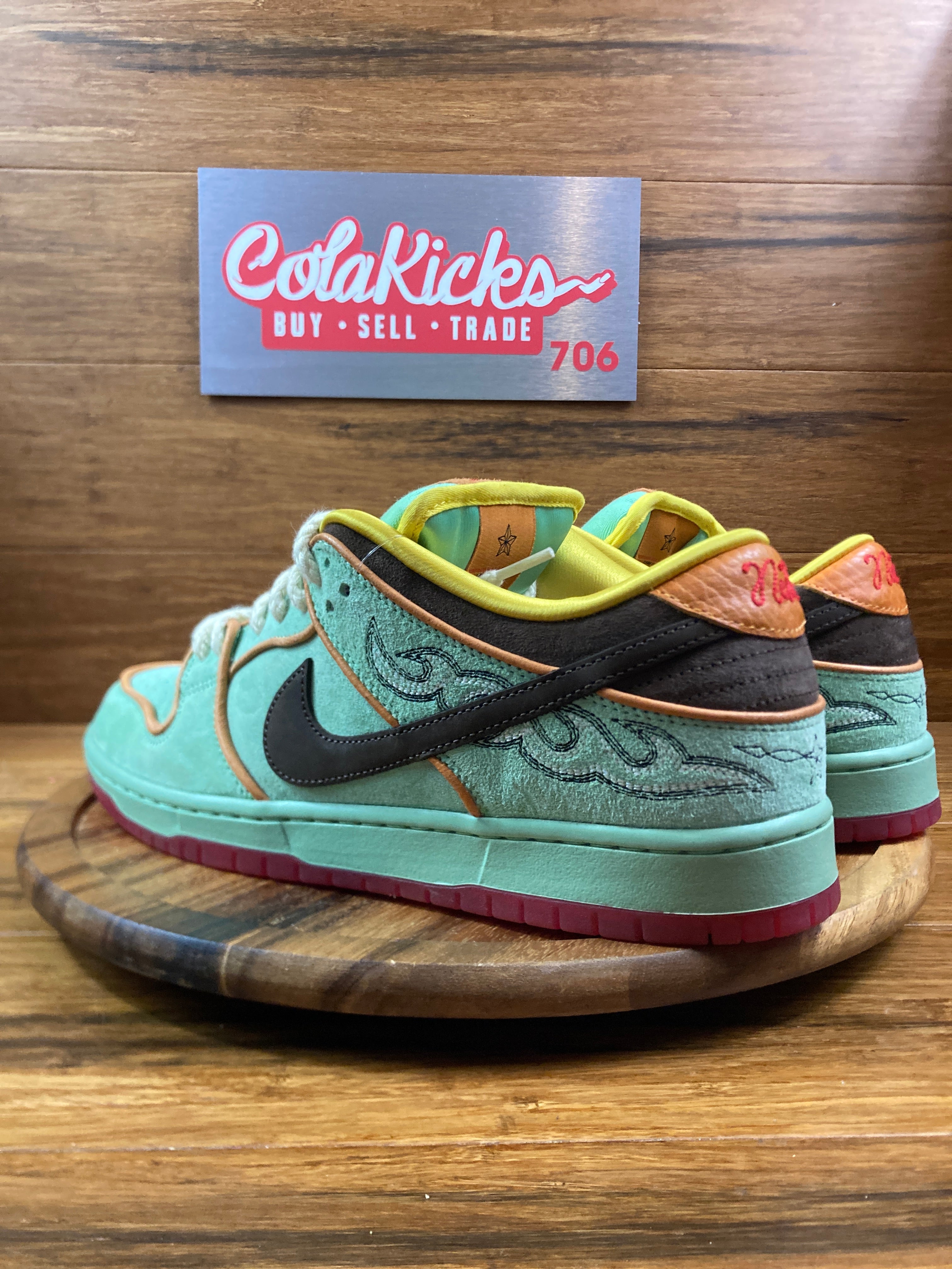 Nike SB Dunk Low Rodeo Tourmaline