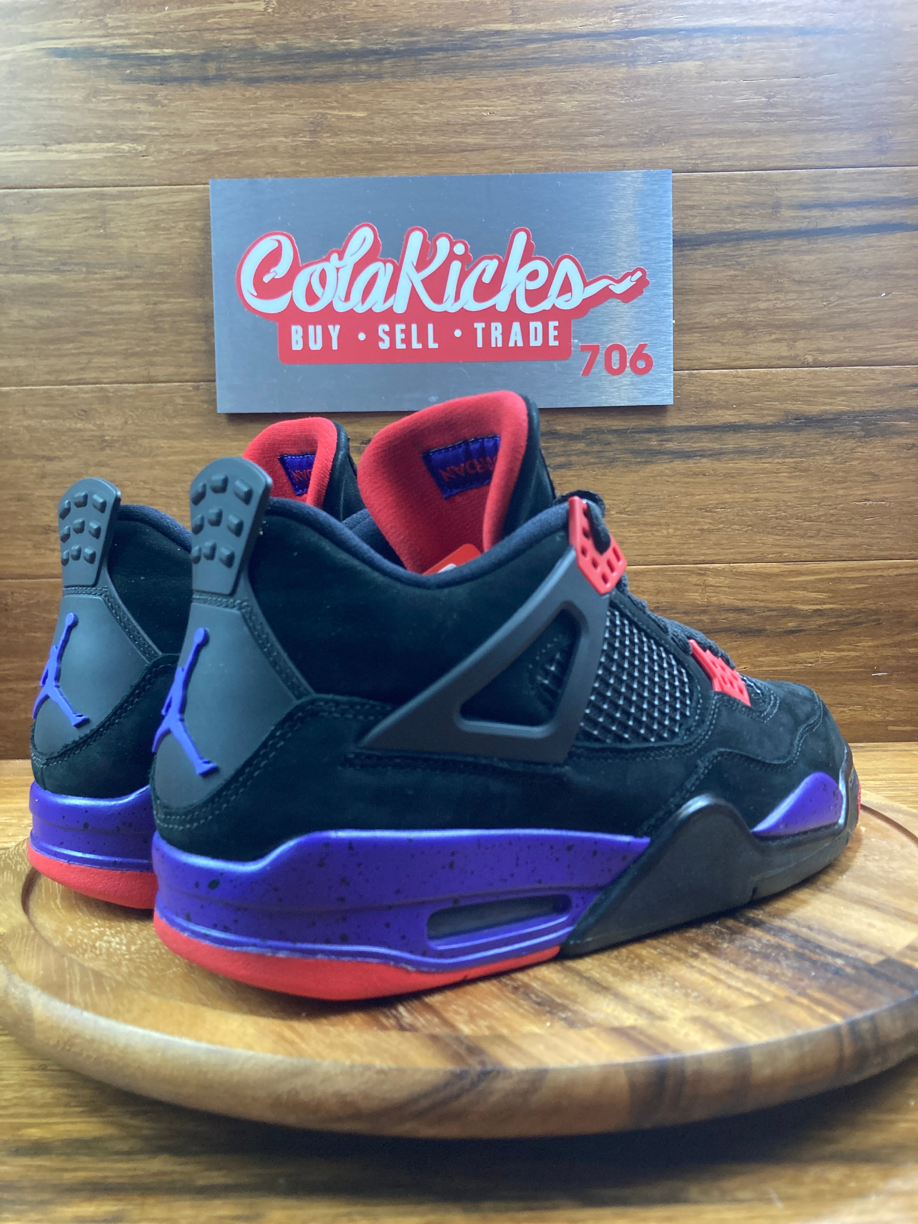 Jordan 4 Retro Raptors Drake OVO (2019)