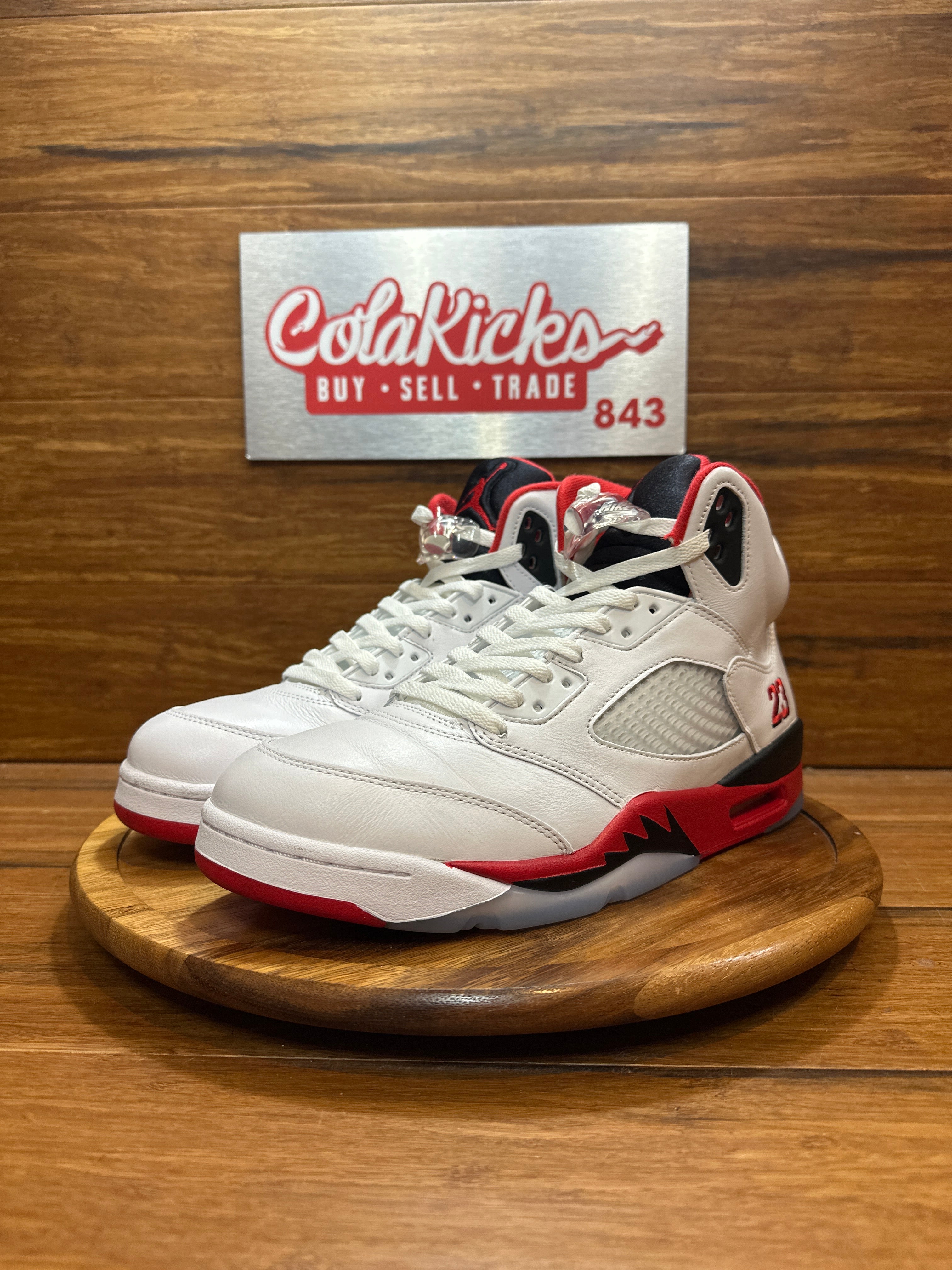 Jordan 5 Retro Fire Red Black Tongue (2025)