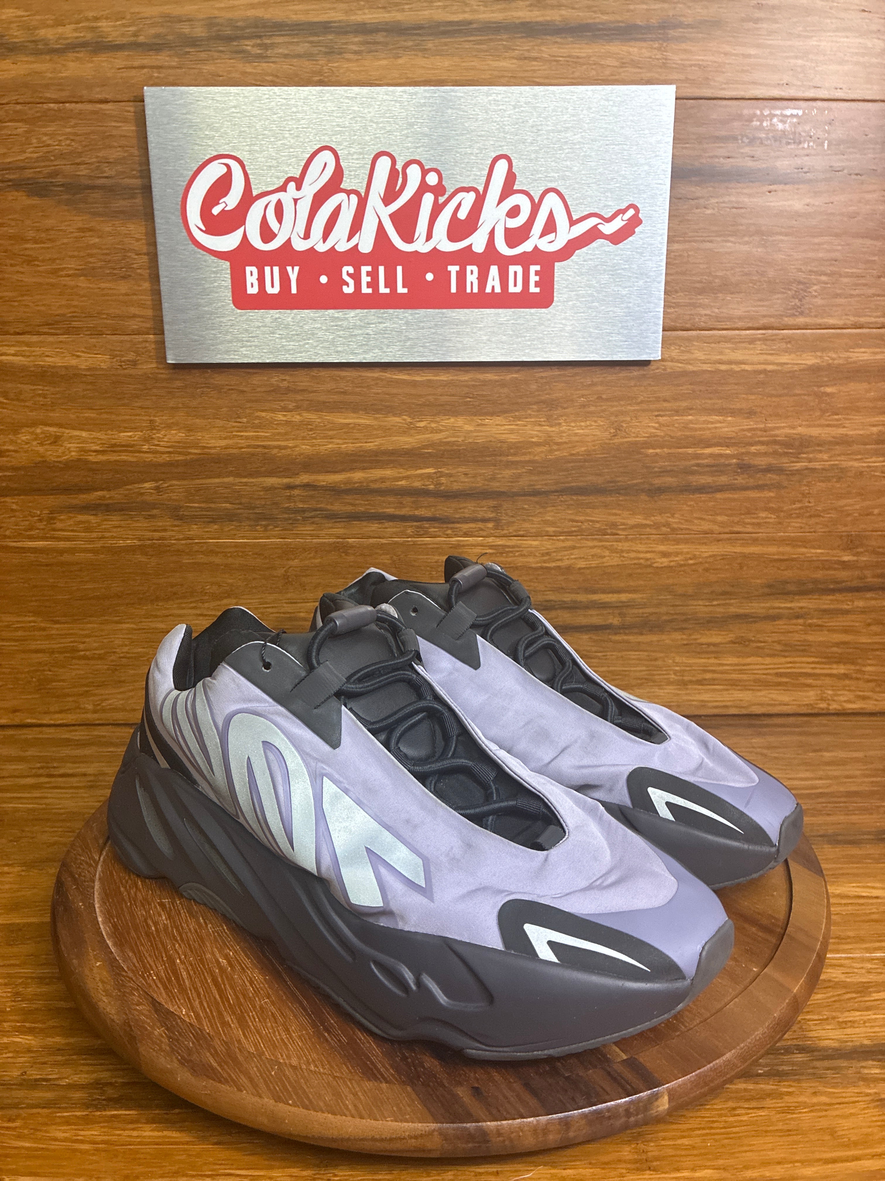 adidas Yeezy Boost 700 MNVN Geode