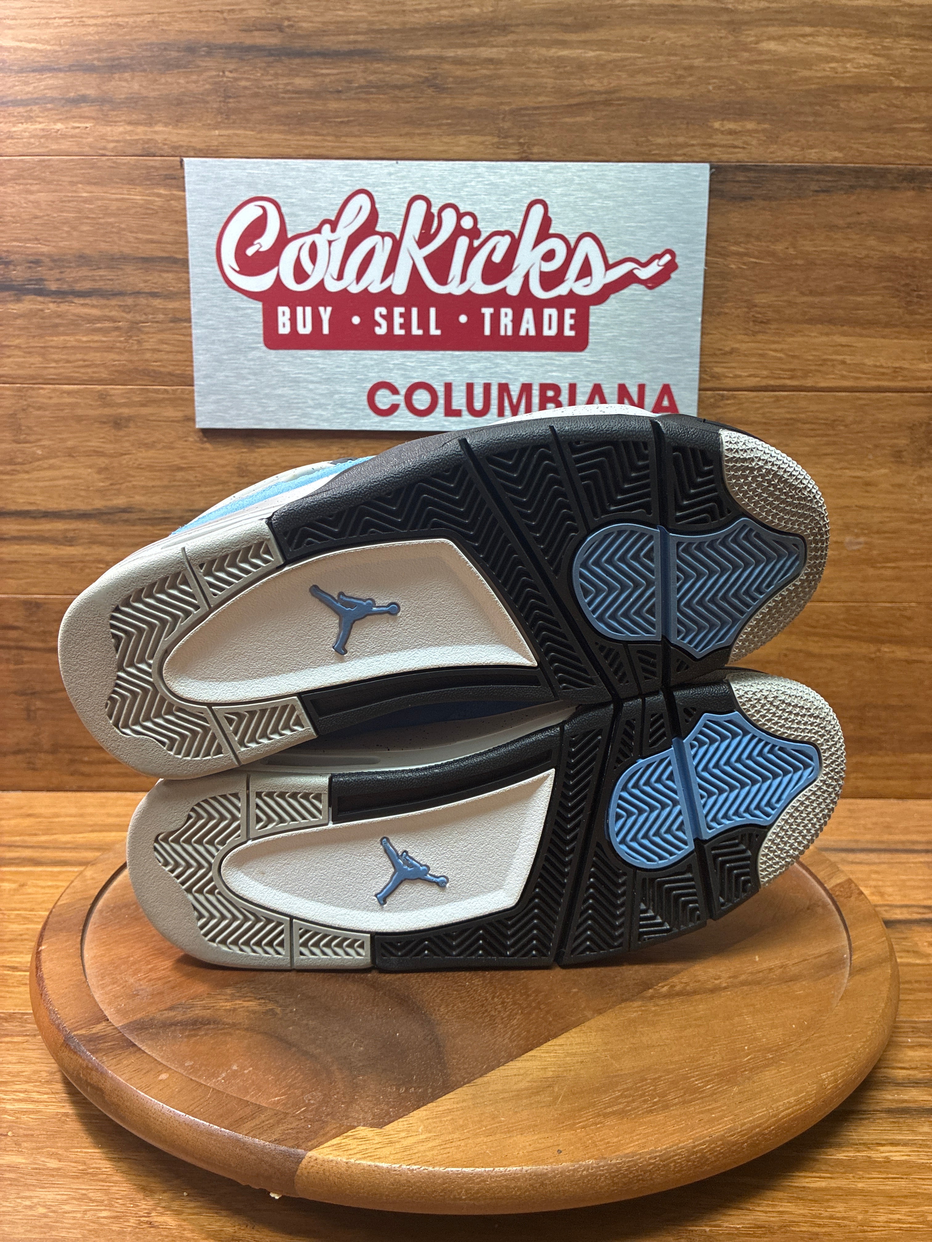 Jordan 4 Retro University Blue (GS)