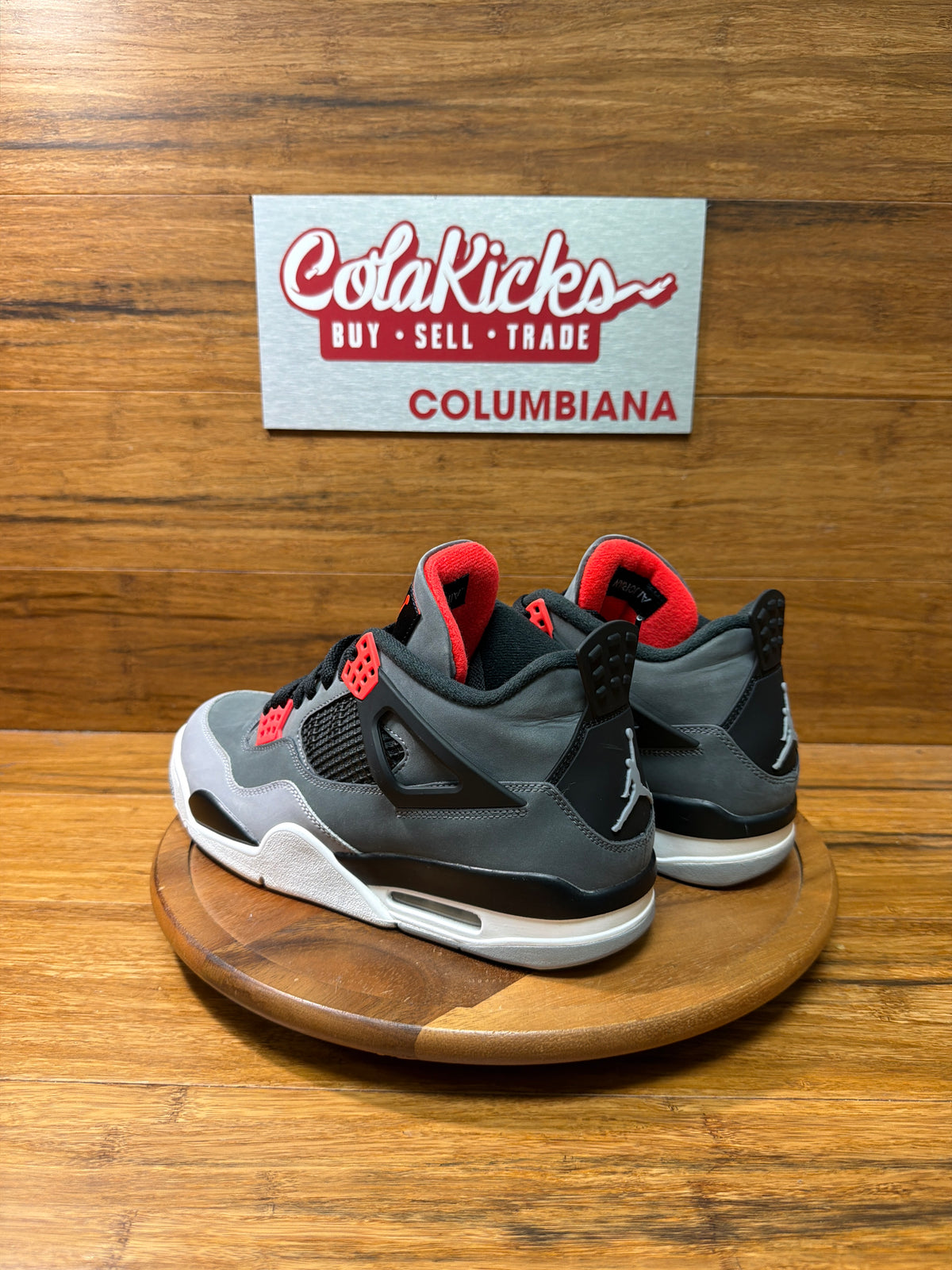 Jordan 4 Retro Infrared