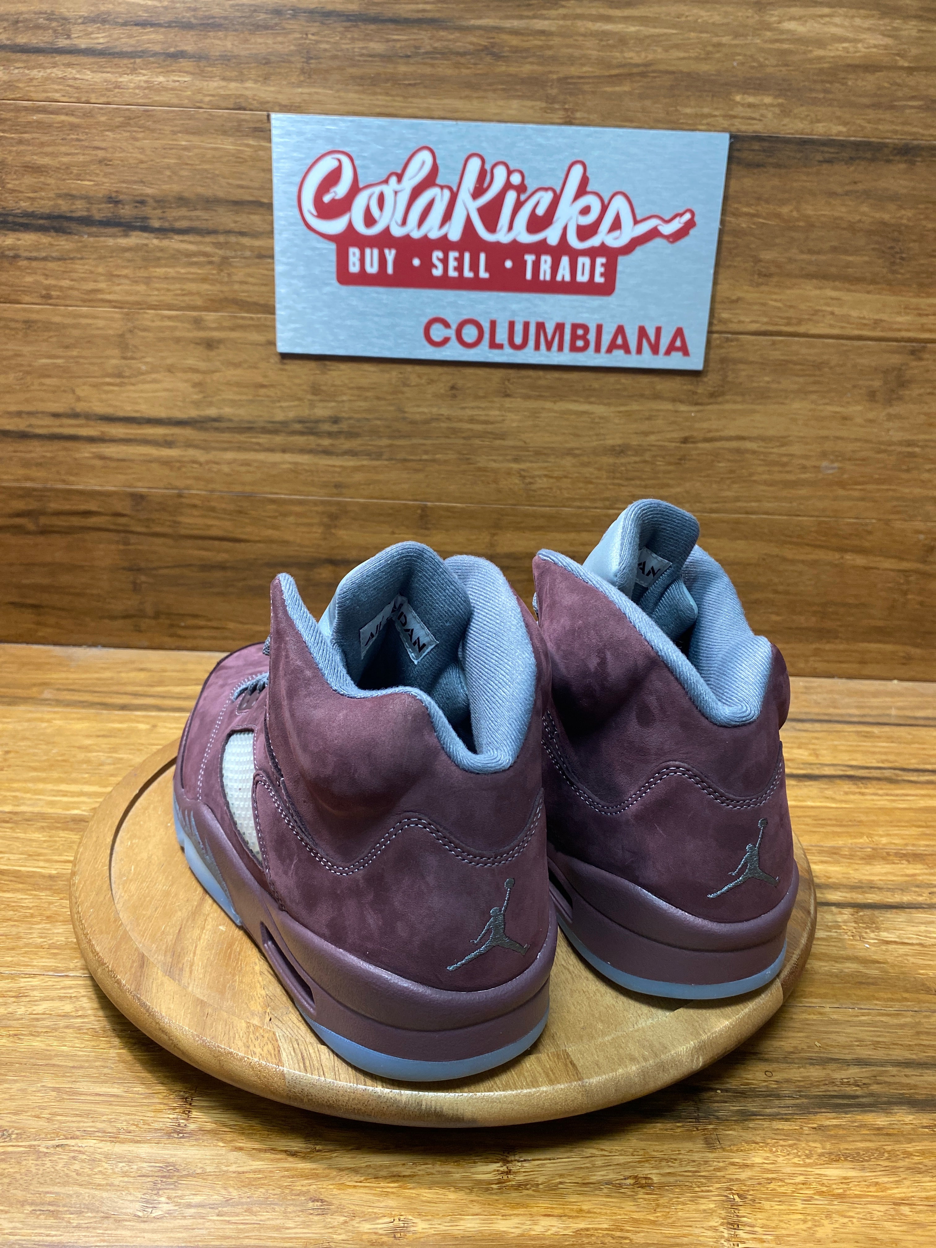 Jordan 5 Retro Burgundy (2023)
