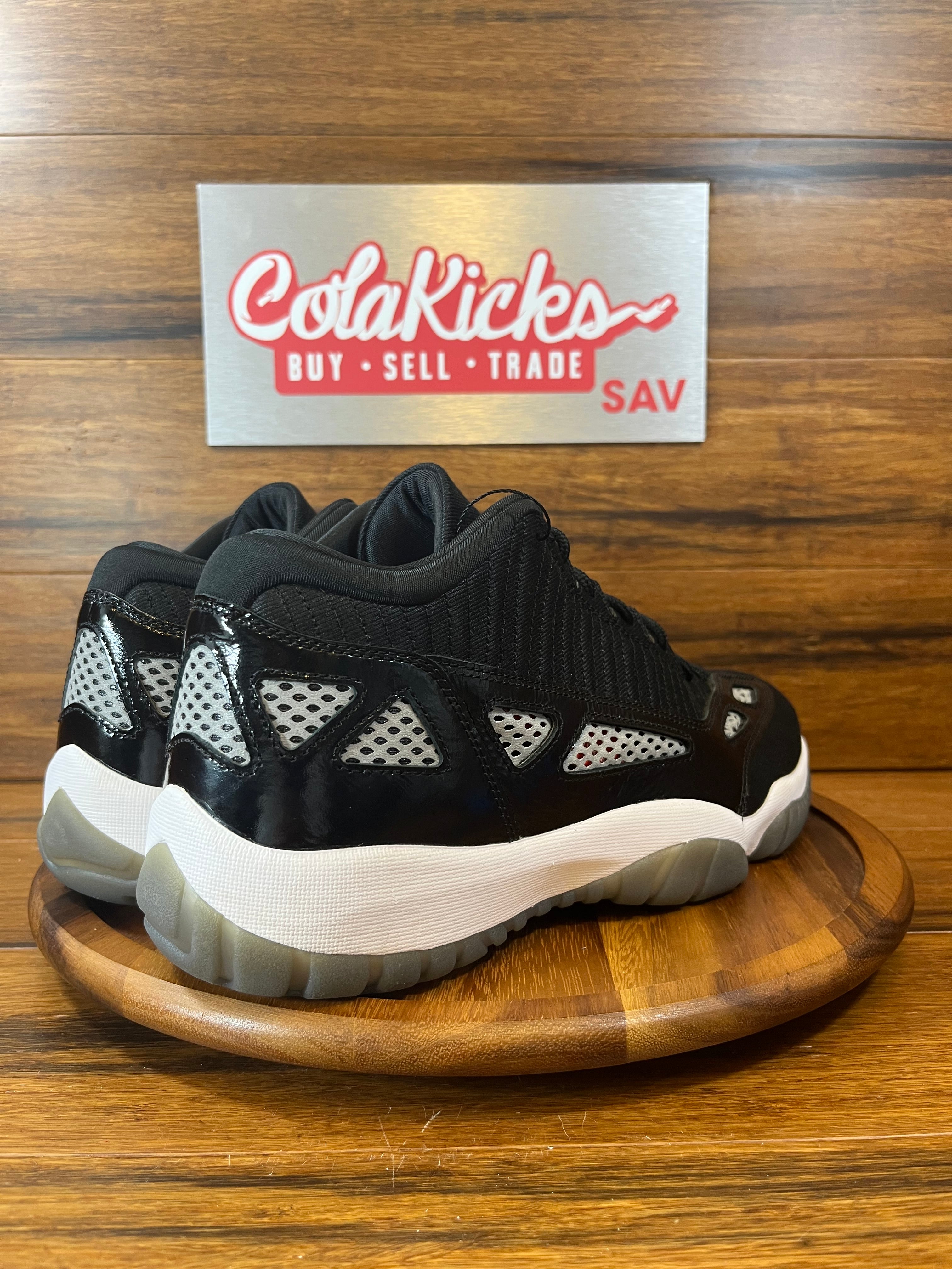 Jordan 11 Retro Low IE Craft Black White