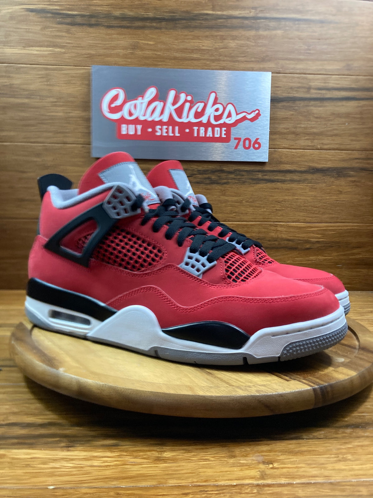 Jordan 4 Retro Toro Bravo (2026)