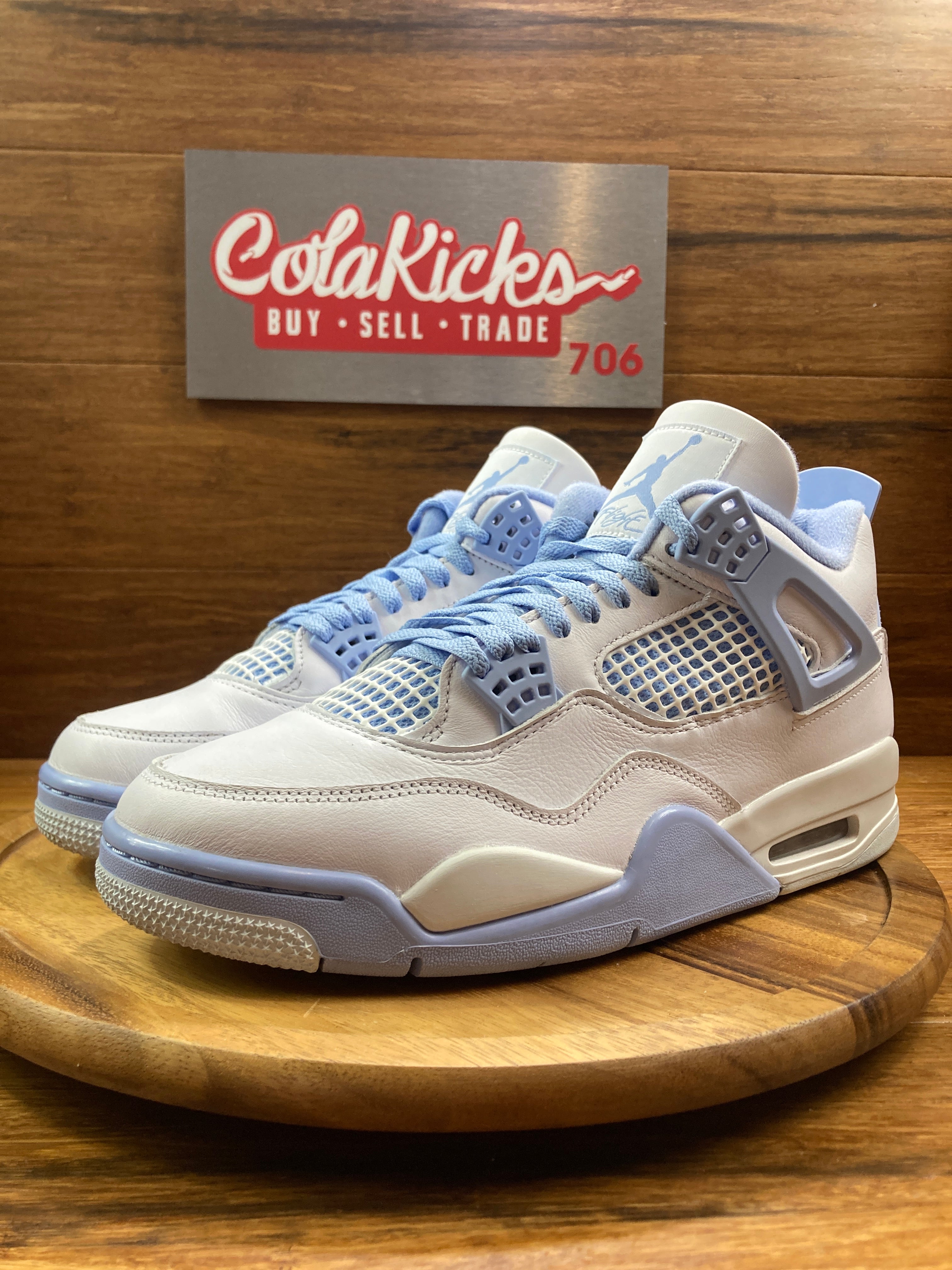 Jordan 4 Retro Forget Me Not (Women's)