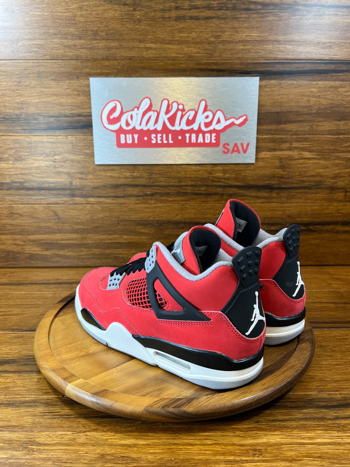 Jordan 4 Retro Toro Bravo (2026)