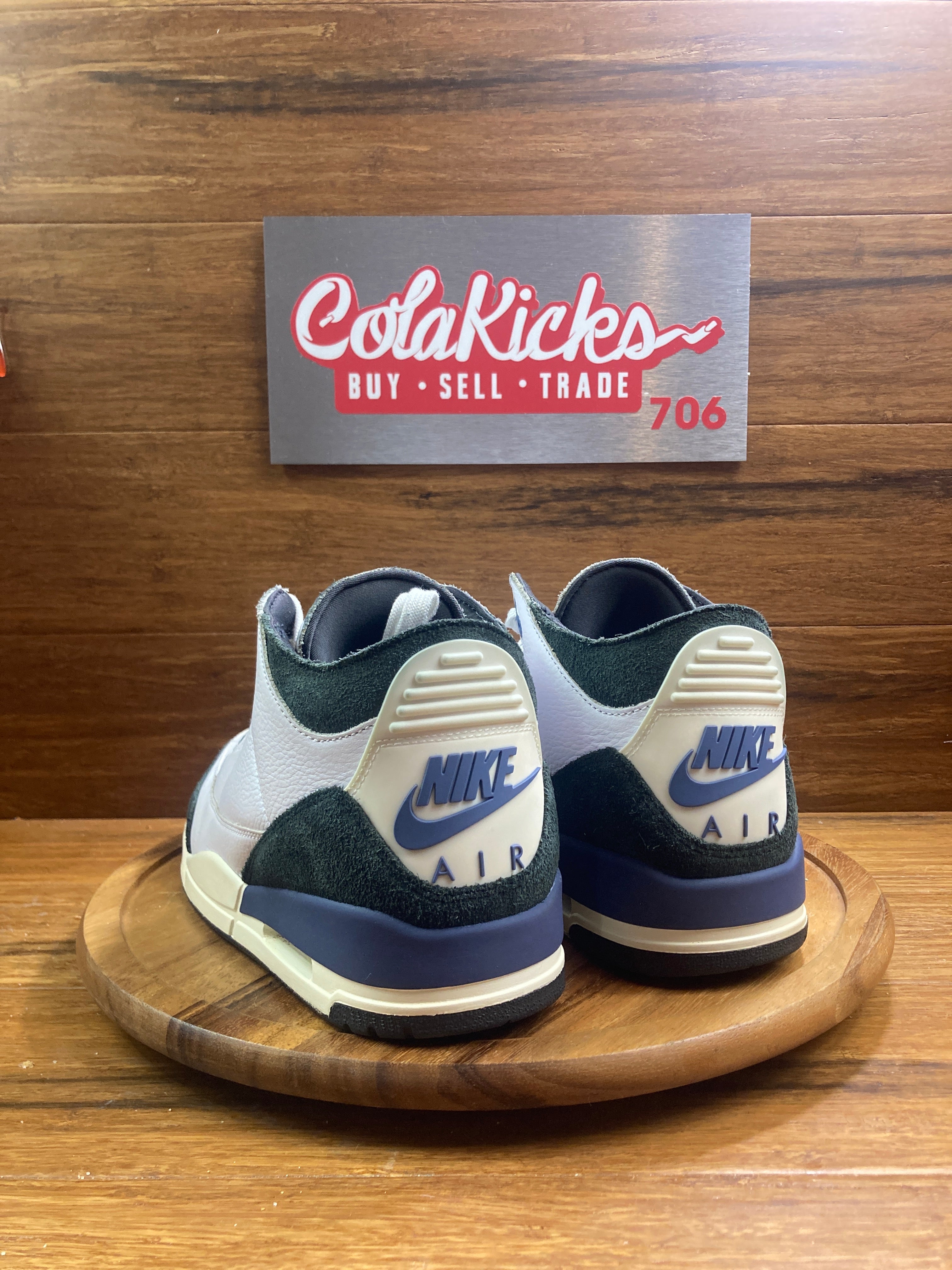 Jordan 3 Retro OG SP A Ma Maniére Diffused Blue