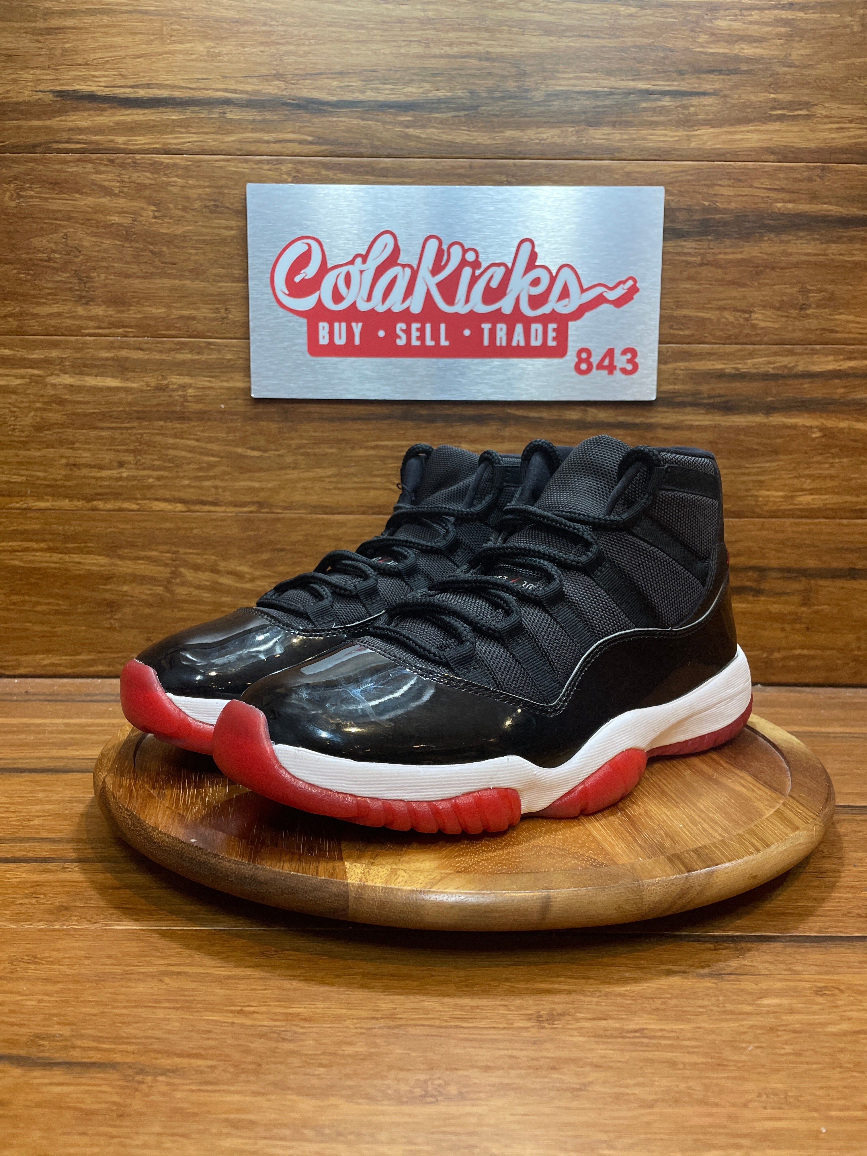 Jordan 11 Retro Playoffs Bred (2019)
