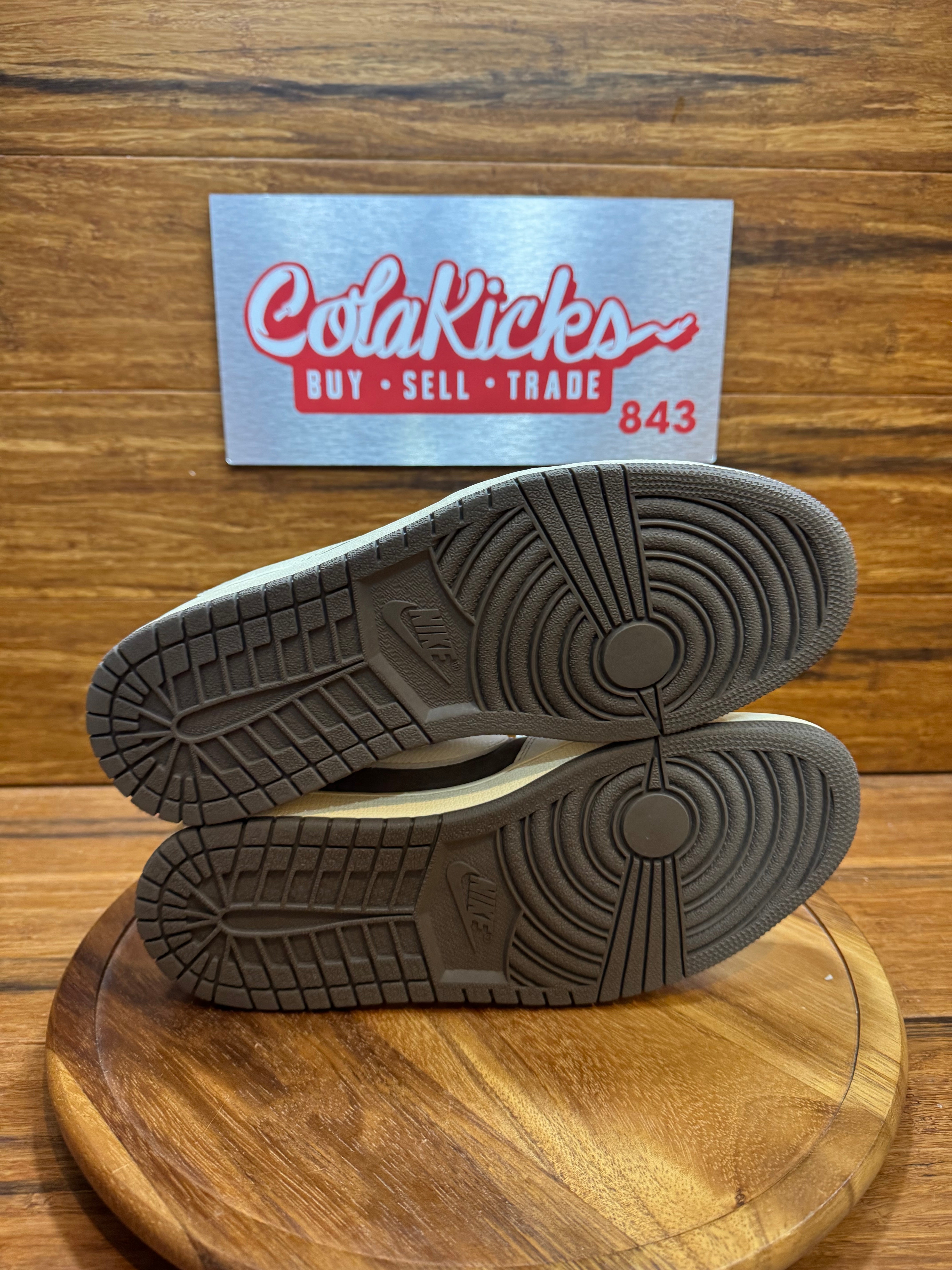 Jordan 1 Retro Low OG SP Travis Scott Reverse Mocha