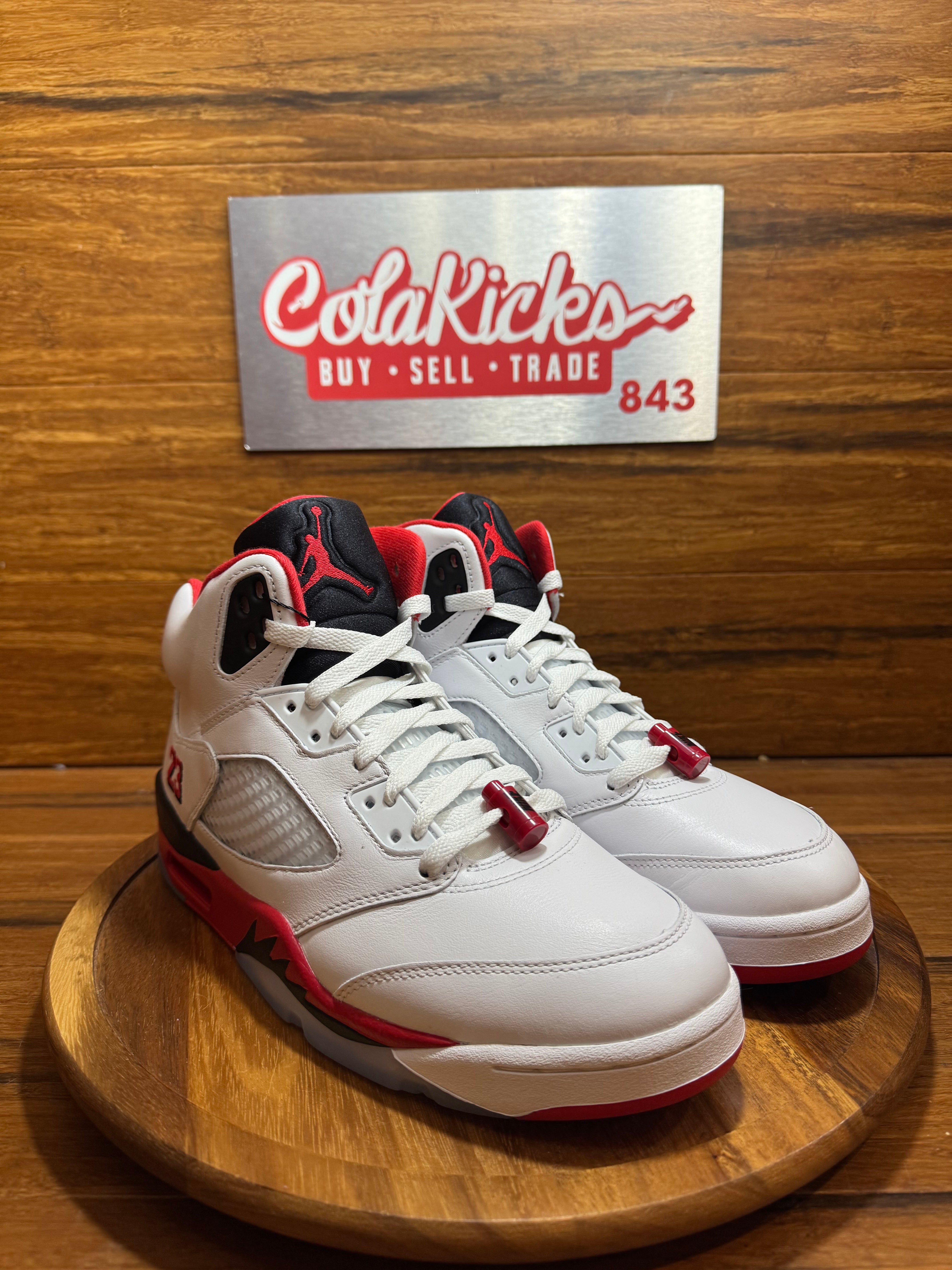 Jordan 5 Retro Fire Red Black Tongue (2025)