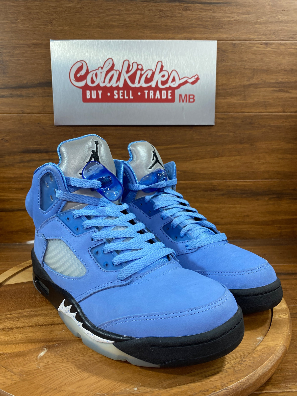 Jordan 5 Retro UNC University Blue