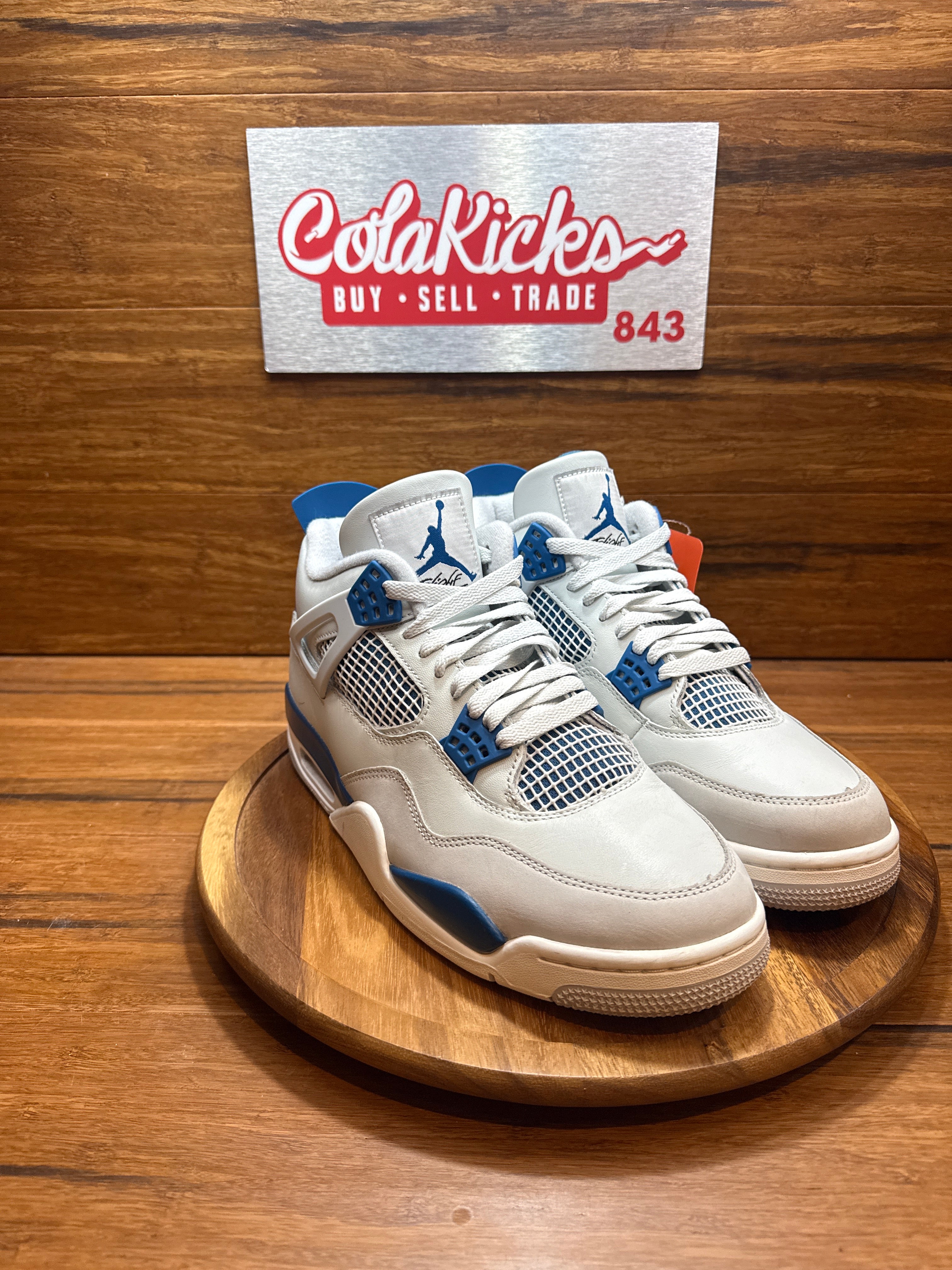 Jordan 4 Retro Military Blue (2024)