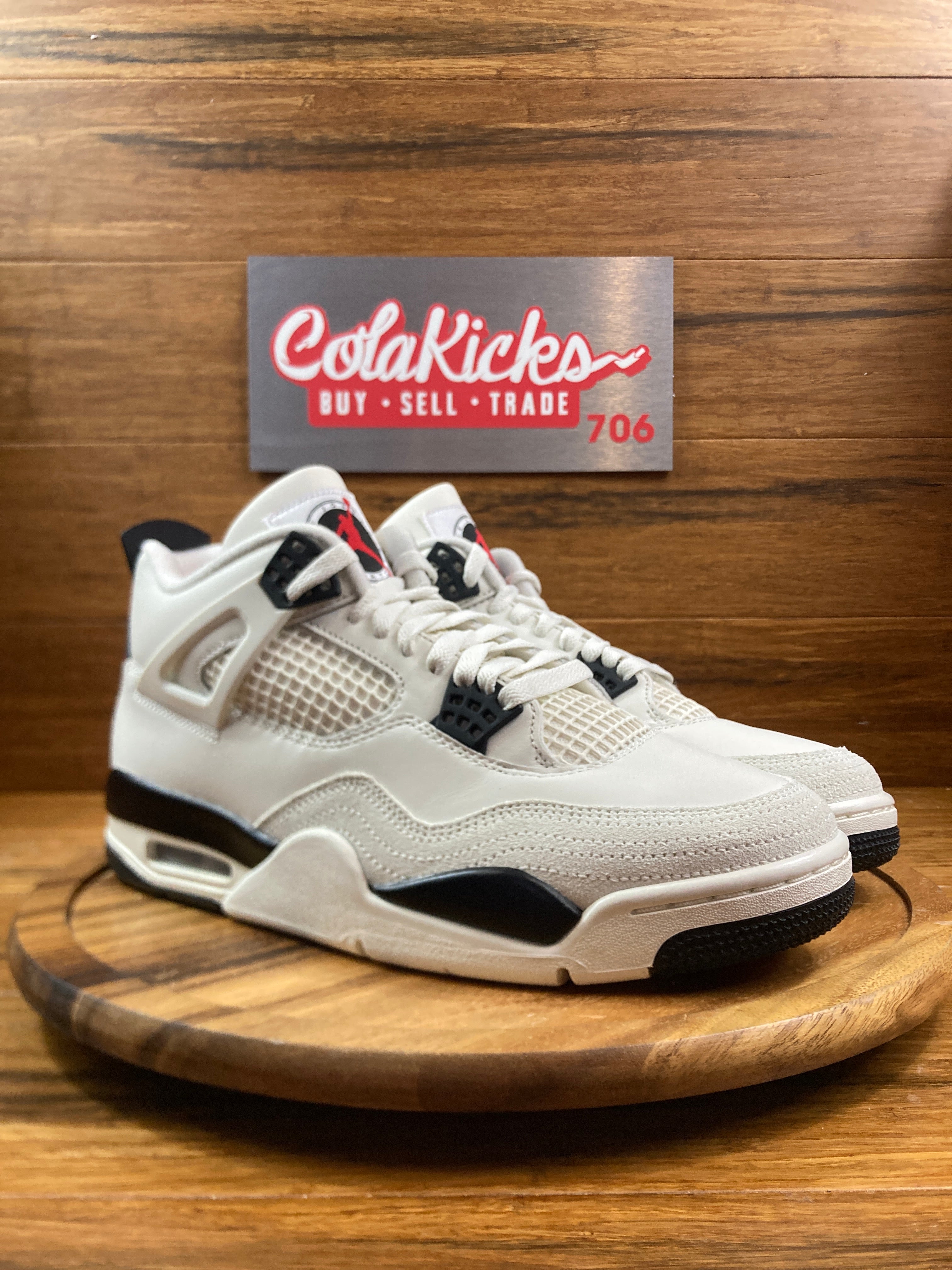Jordan 4 Retro OG Flight Club