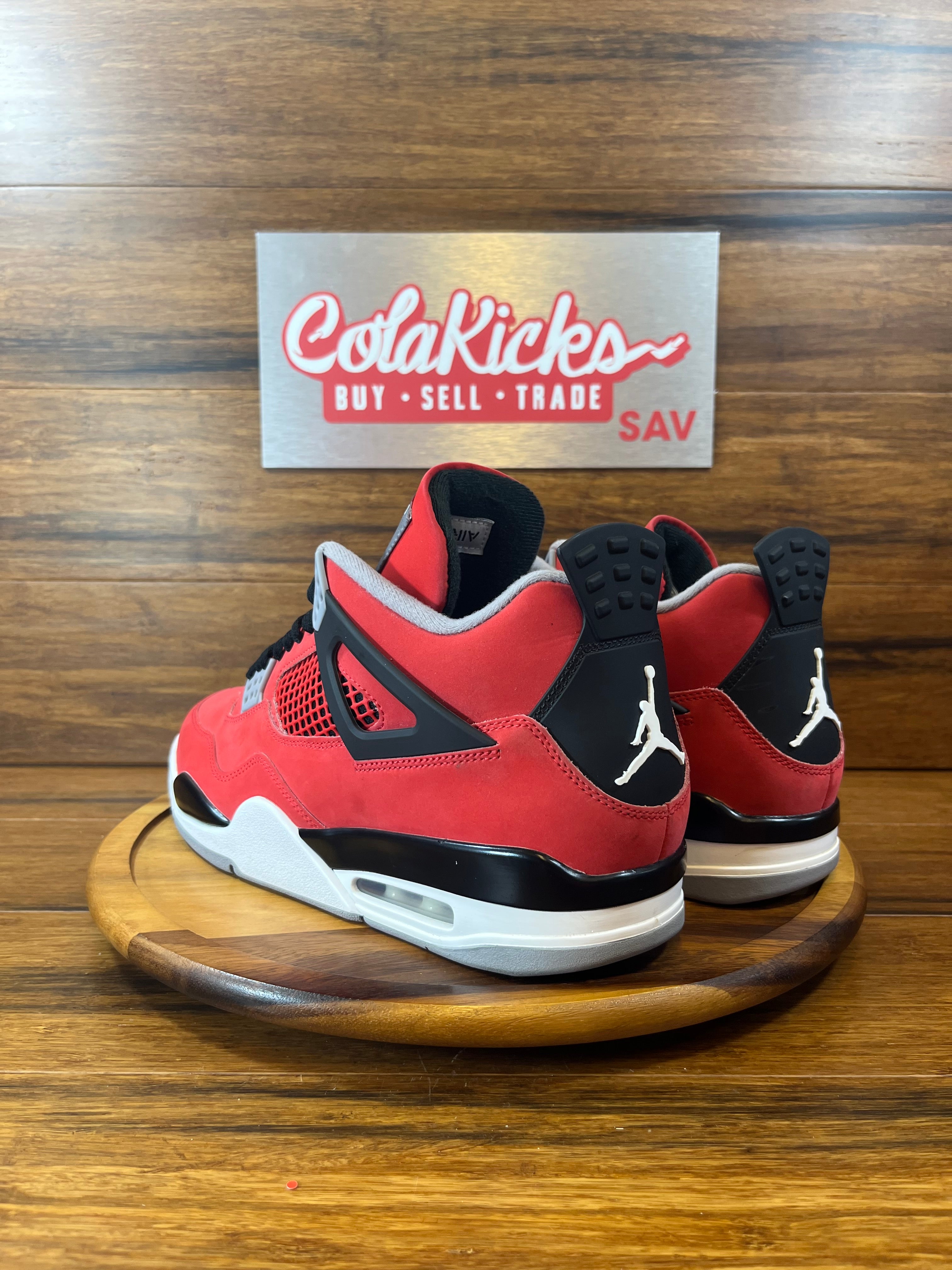 Jordan 4 Retro Toro Bravo (2026)