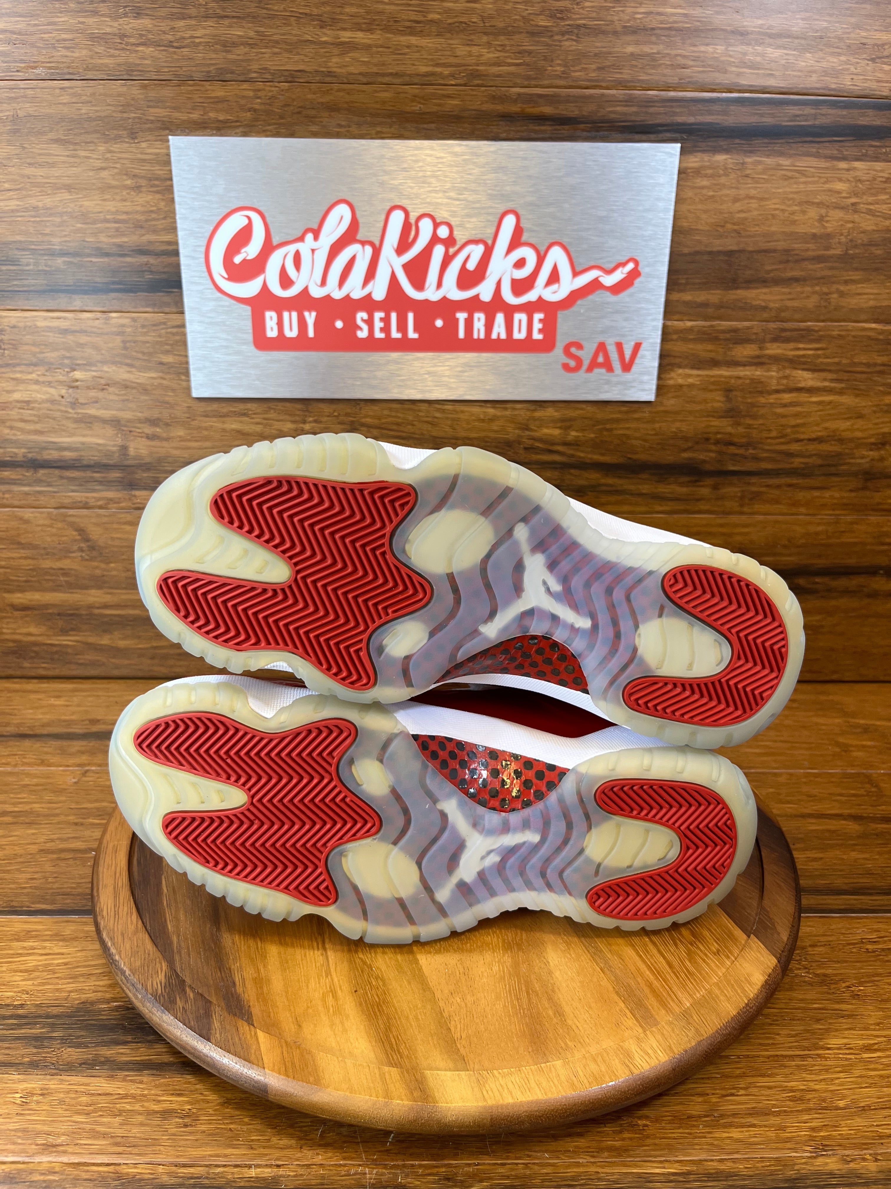 Jordan 11 Retro Cherry (2022)