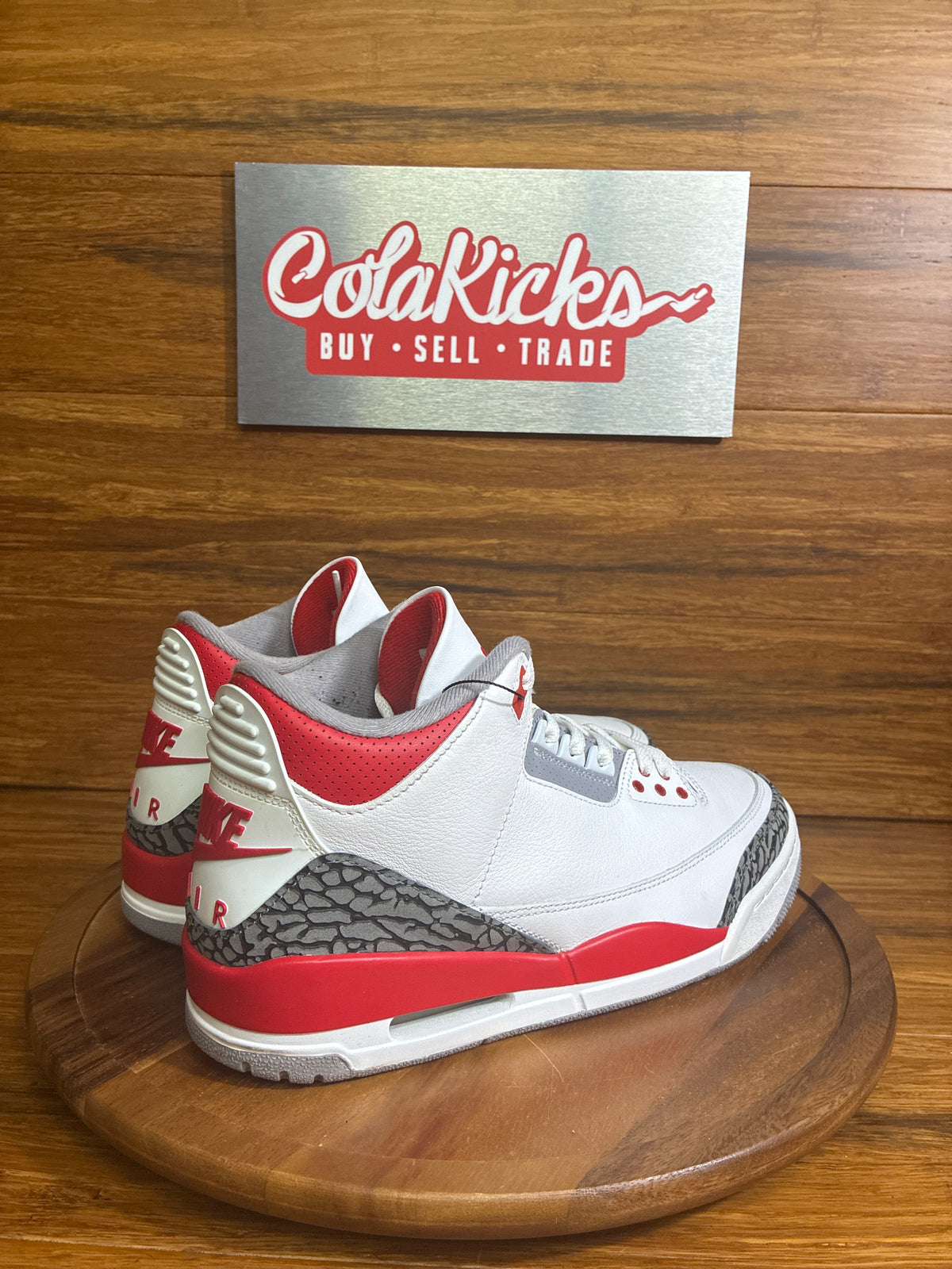 Jordan 3 Retro Fire Red (2022)
