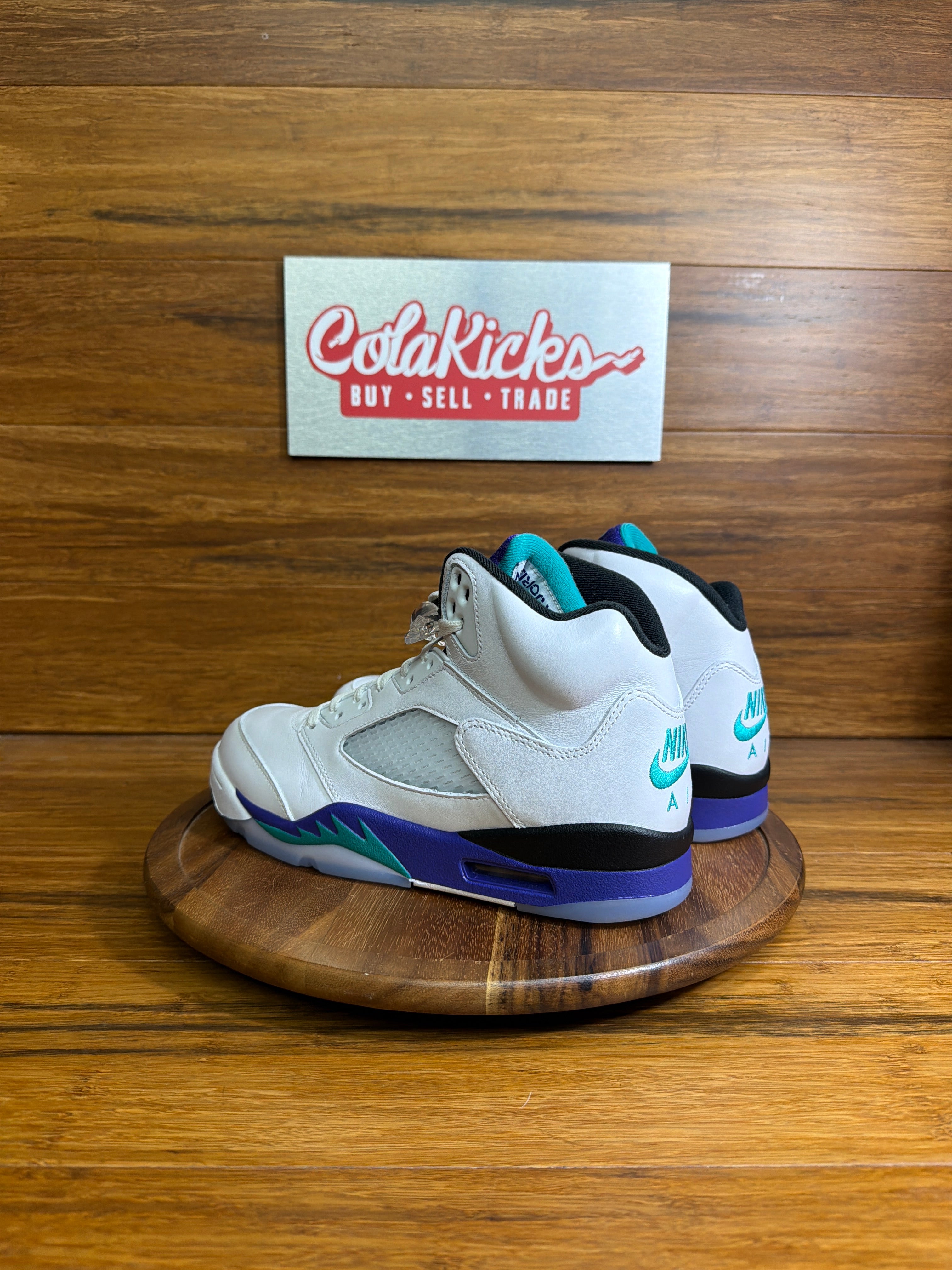 Jordan 5 Retro Grape (2025)
