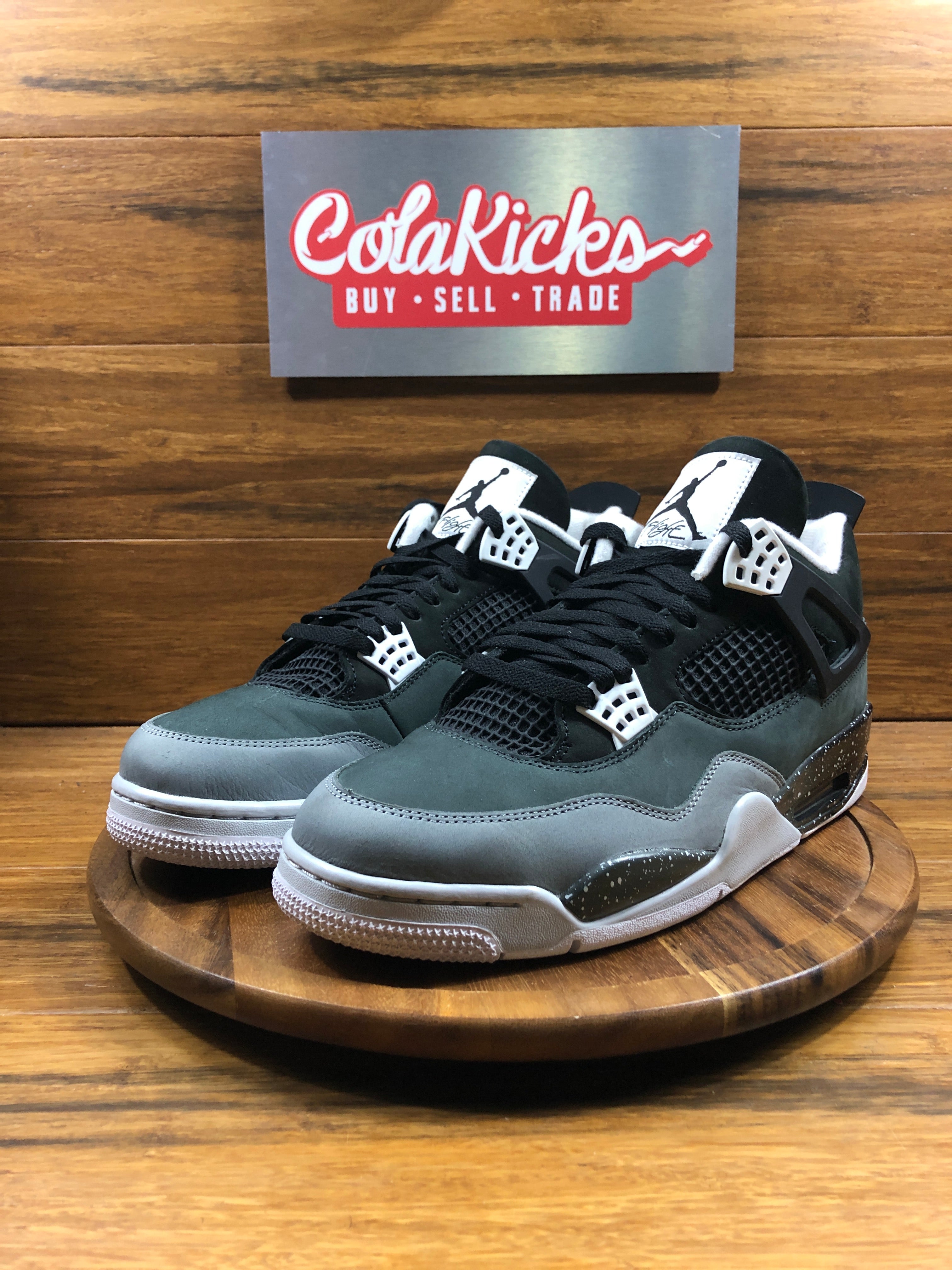 Jordan 4 Retro Fear (2024)
