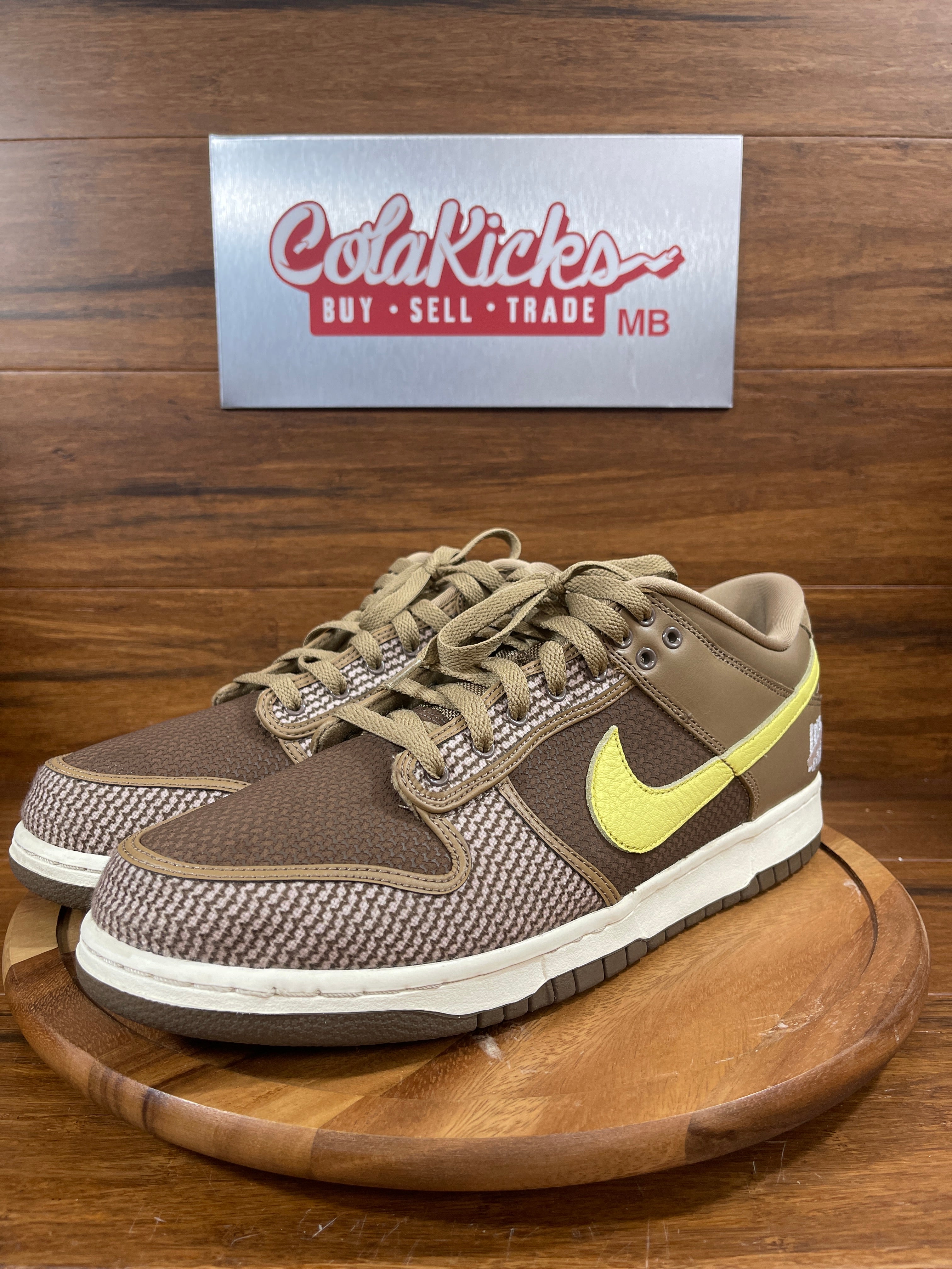 Nike Dunk Low SP Undefeated Canteen Dunk vs. AF1 Pack