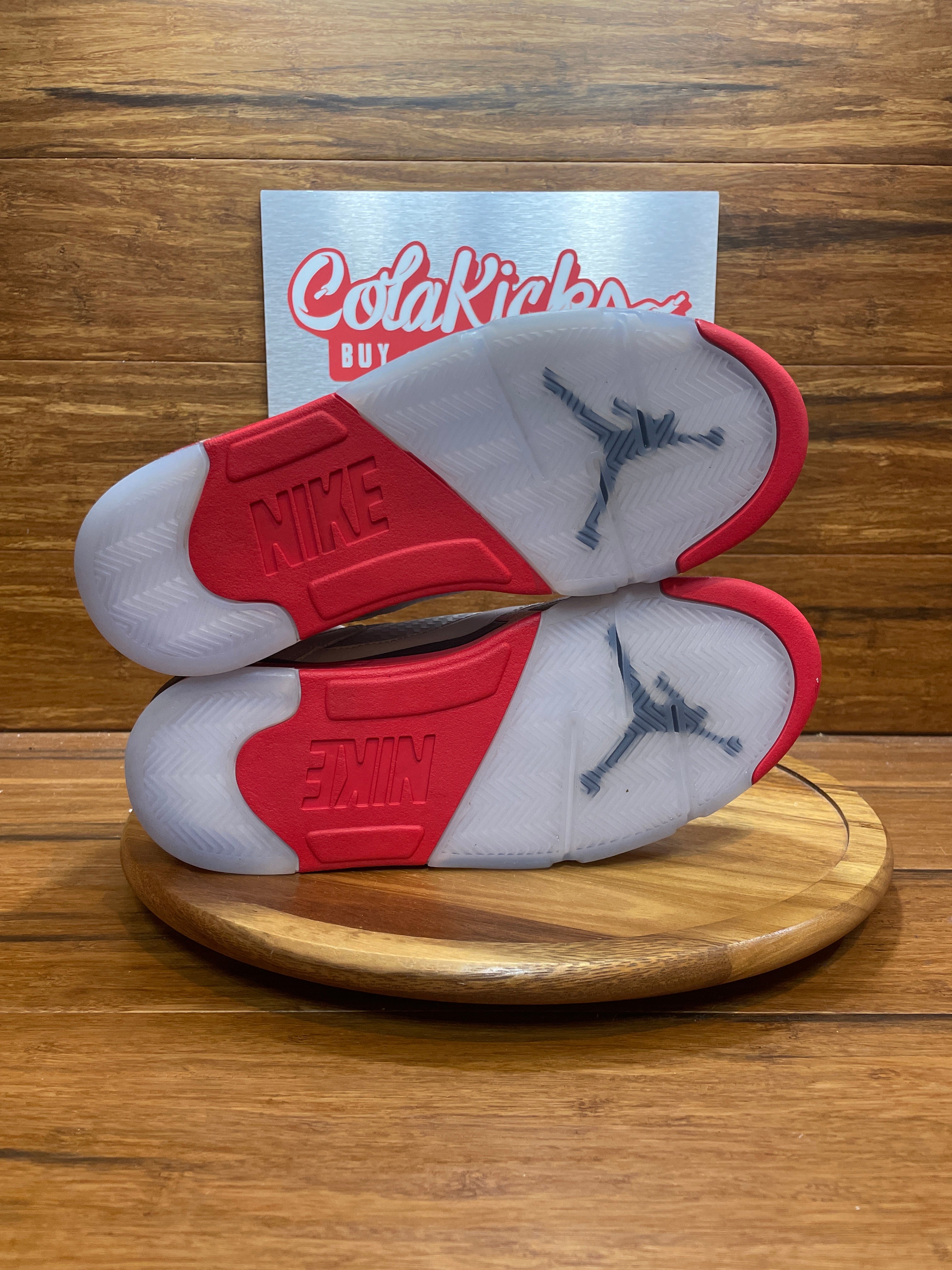 Jordan 5 Retro Fire Red Black Tongue (2025)